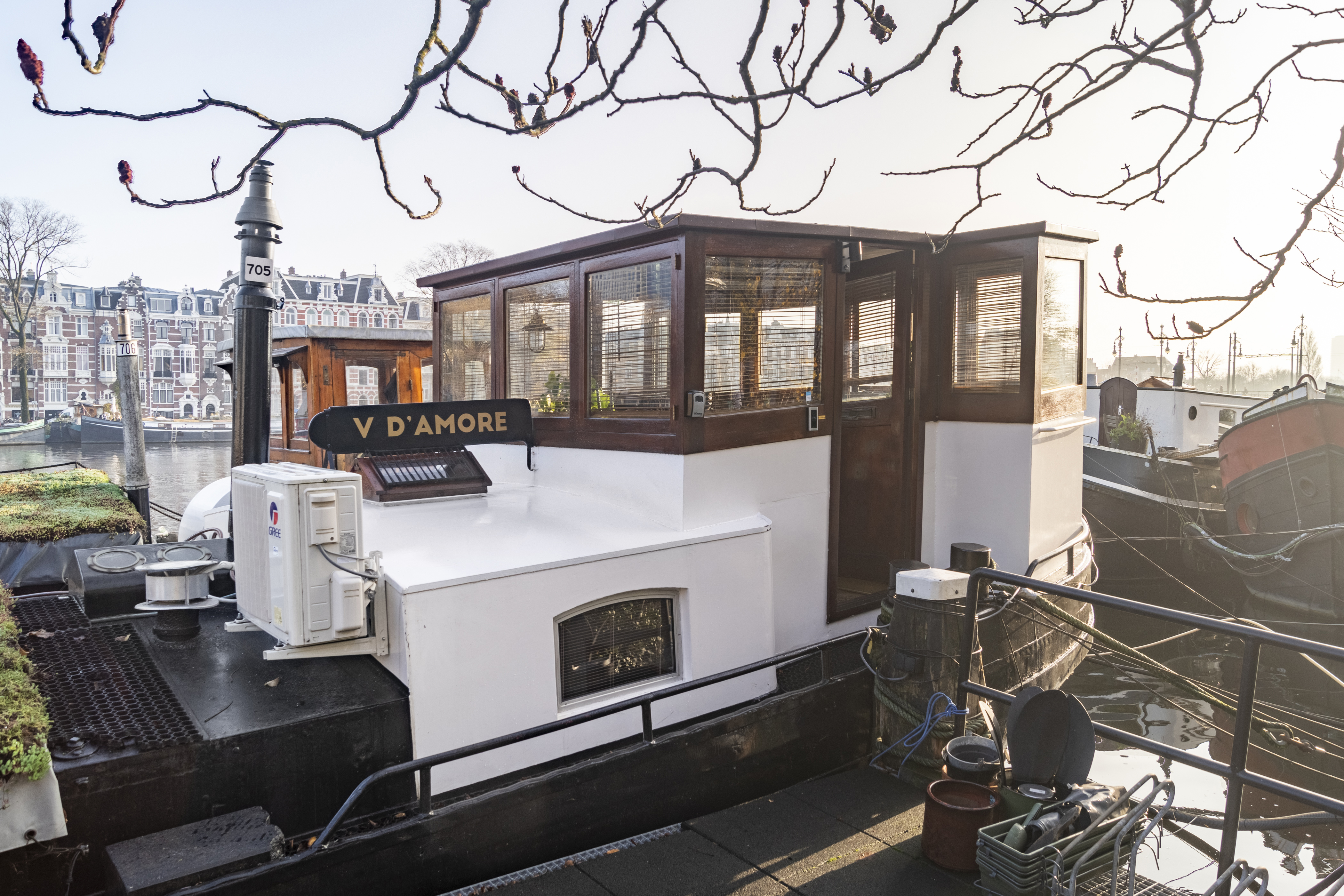 Delightful 2 bedrooms houseboat in Amsterdam — Amsterdam stay