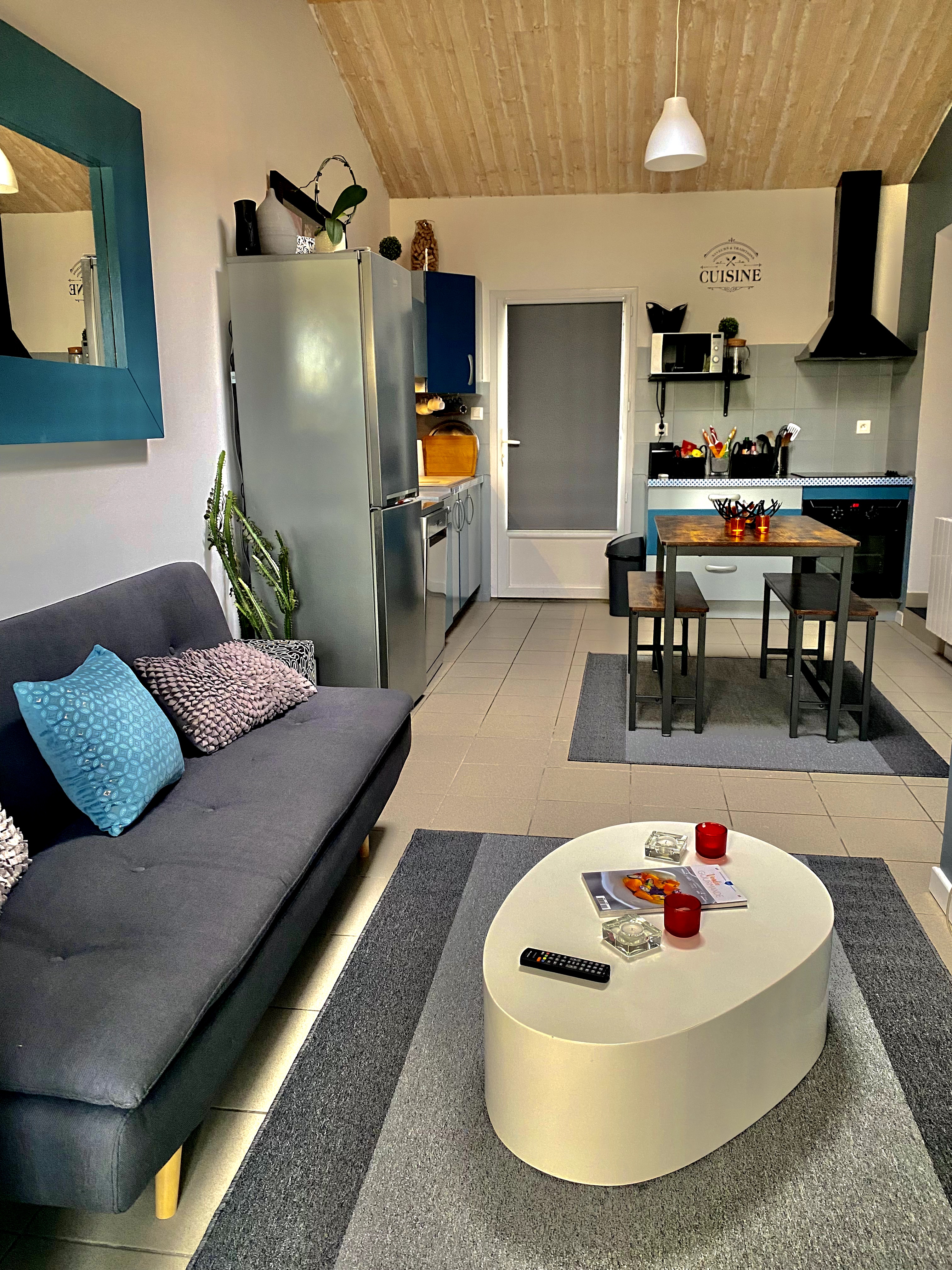 HOUSE ON THE EDGE OF LIFE