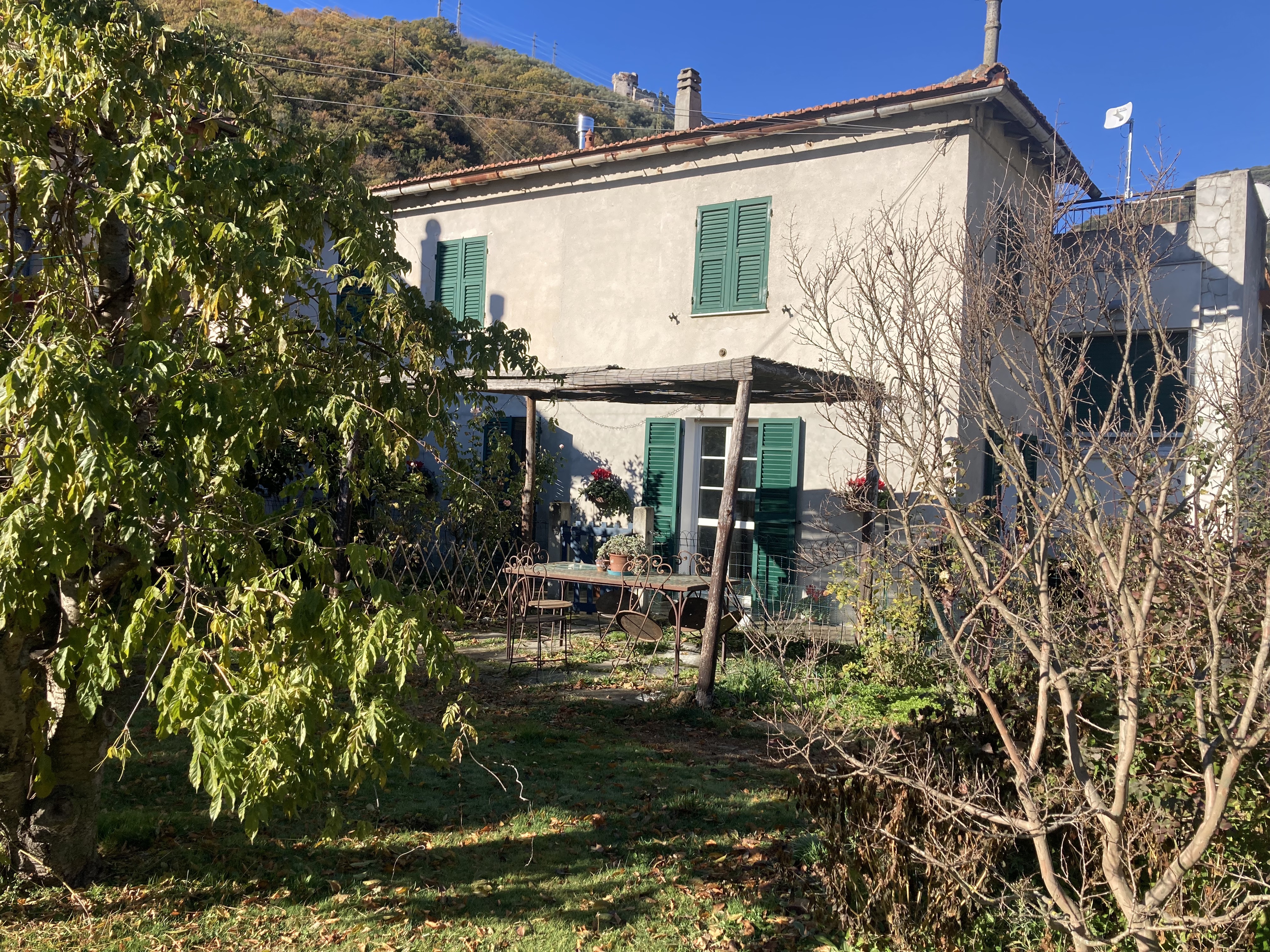 Charming garden near Finalborgo