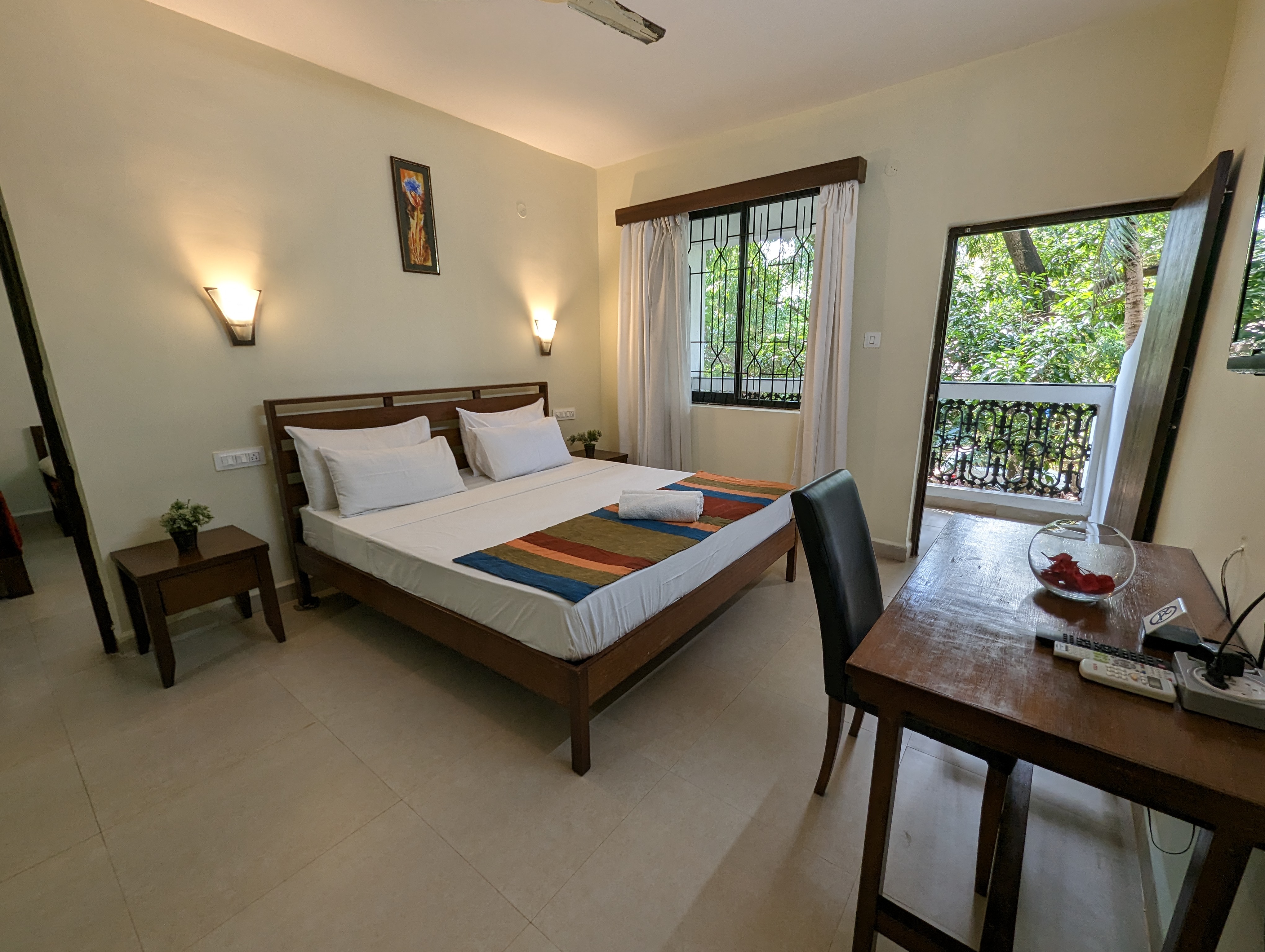 Deluxe 2BK AC Apartment near the beach