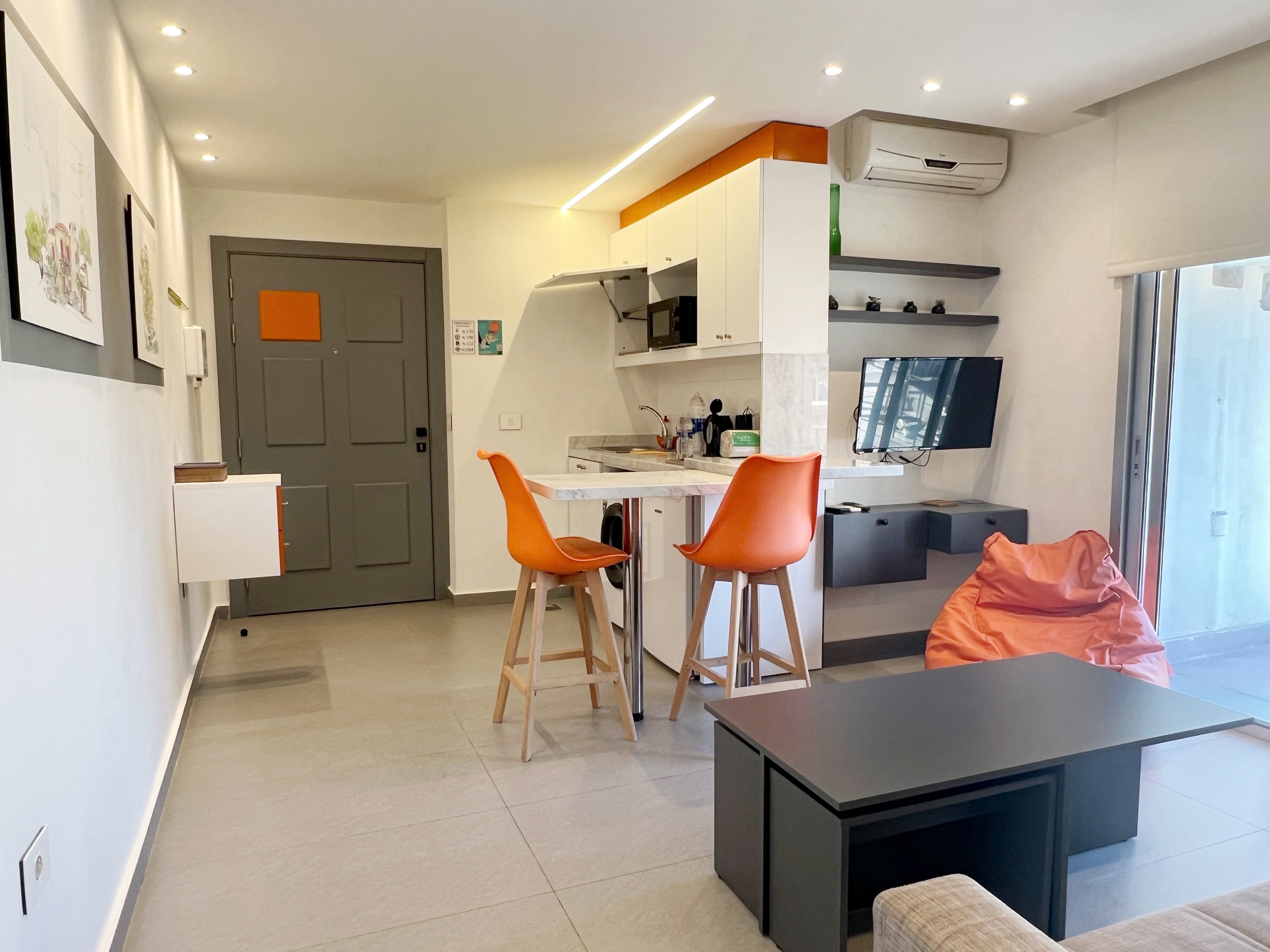 24/24 Elec with Elevator - 6thOrange 1BR Apartment