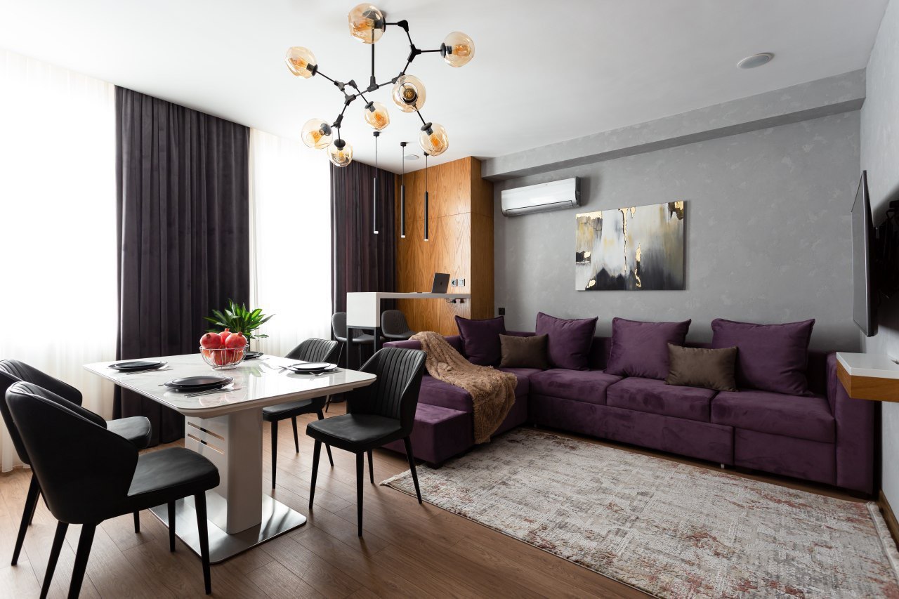 Beautiful high-tech flat