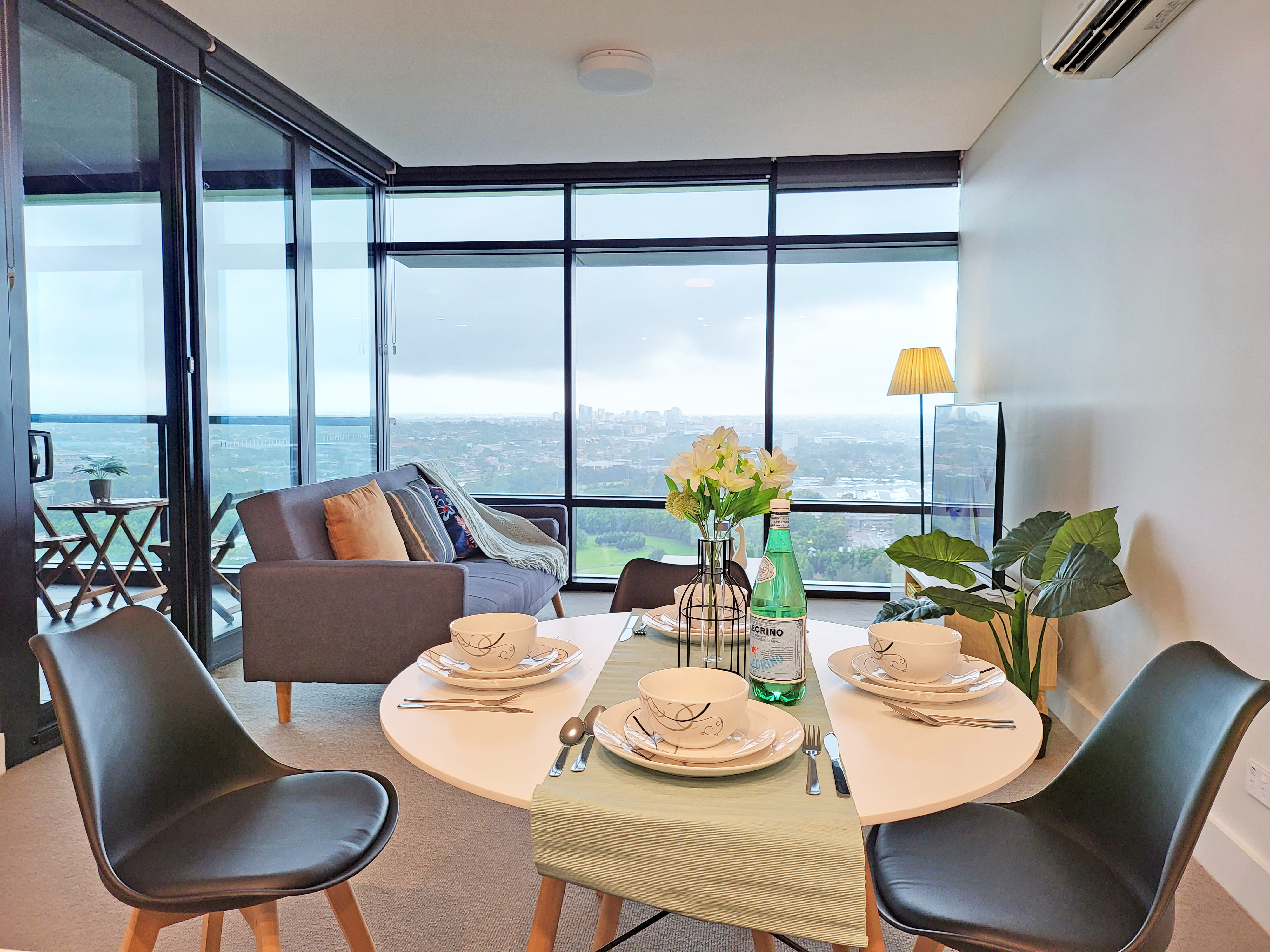 Perfect getaways with an amazing view, high floor!