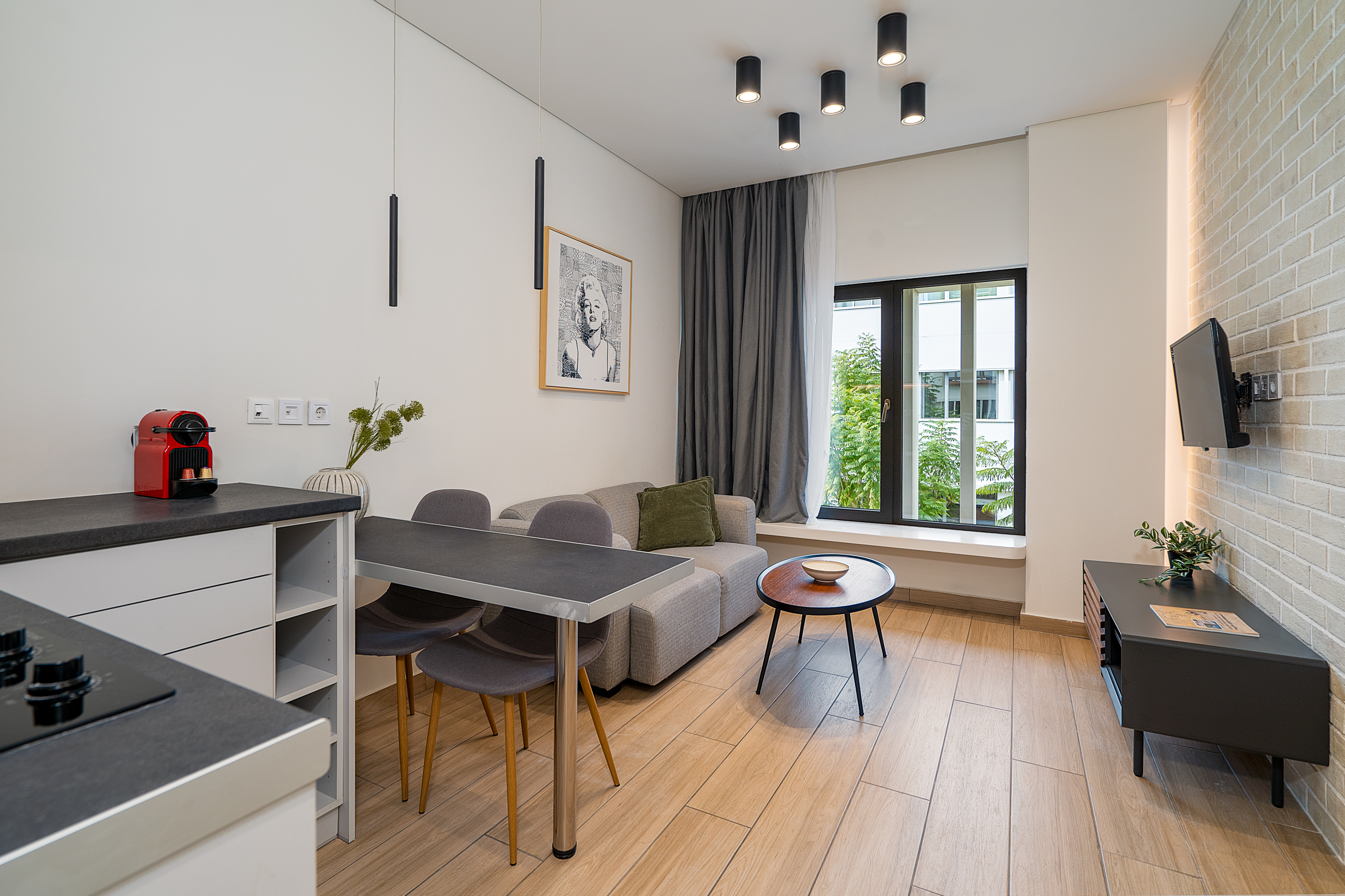 Athinas 2.2, elegant apartment in central Athens