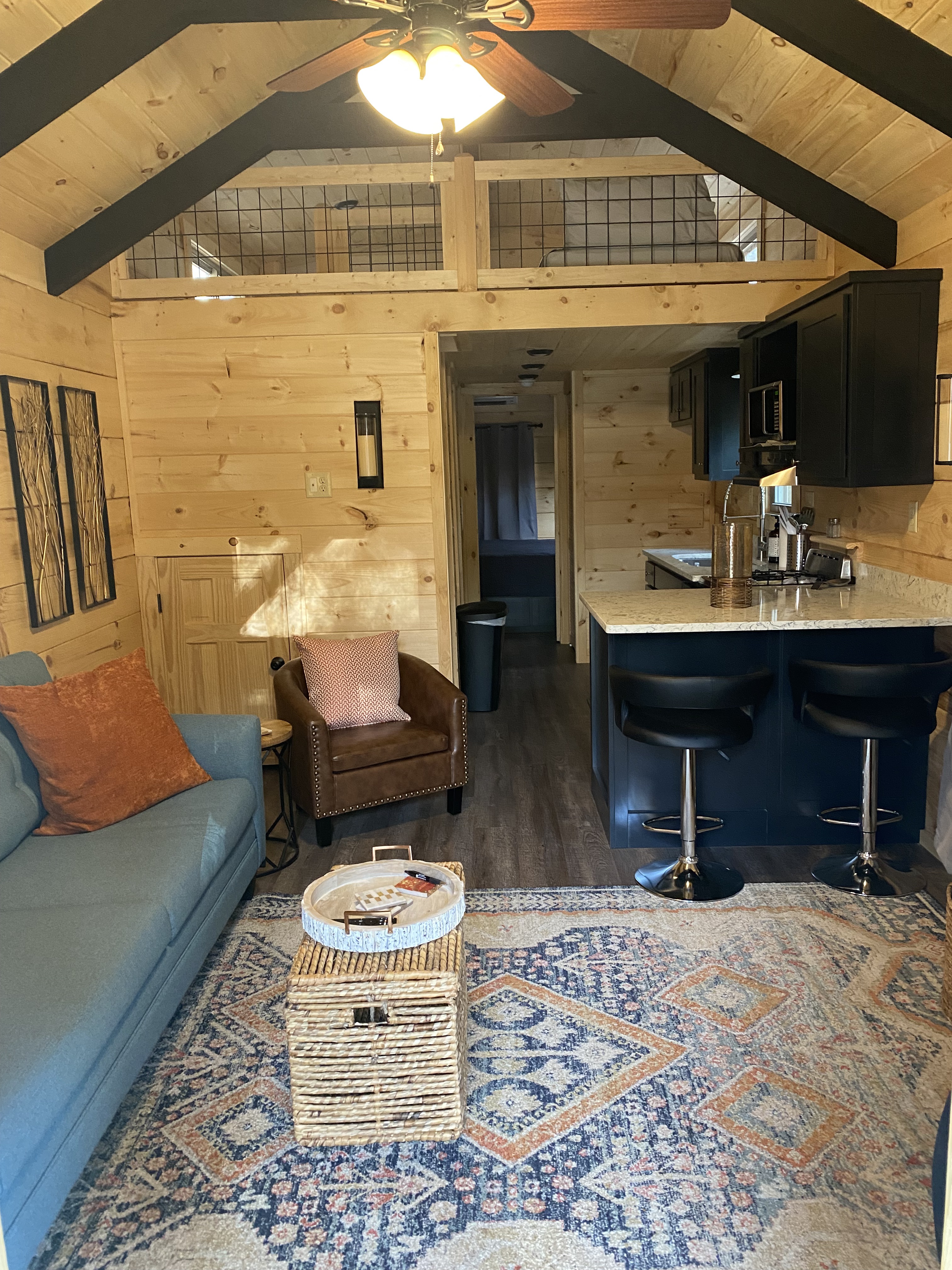 New Private Cabin. 8 mins from Clemson!