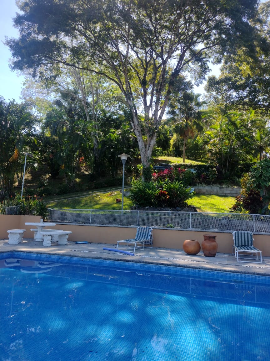 Country Apartment with pool and gardens