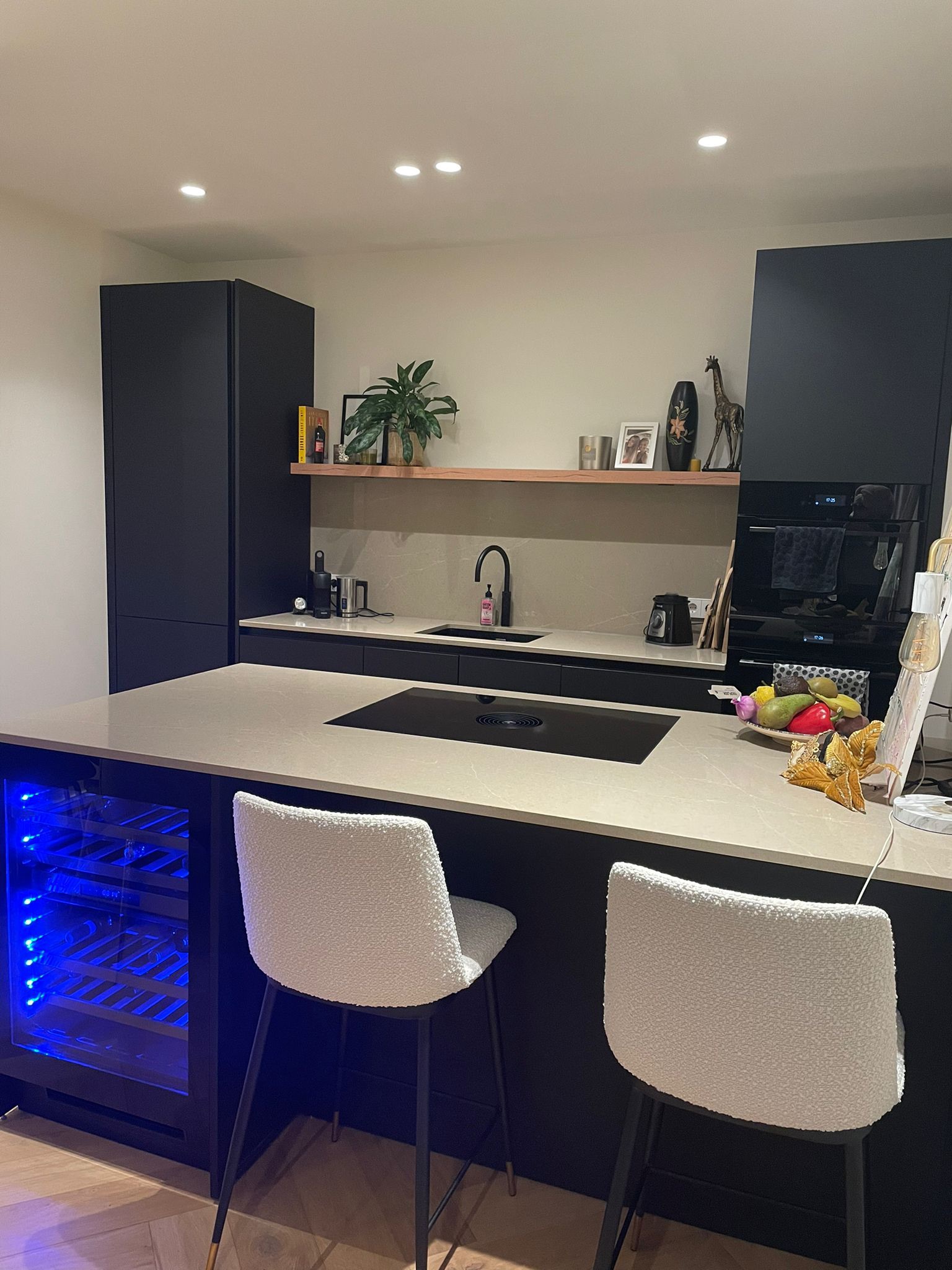 Gerenoveerd en modern appartement in Den Haag — The Hague stay