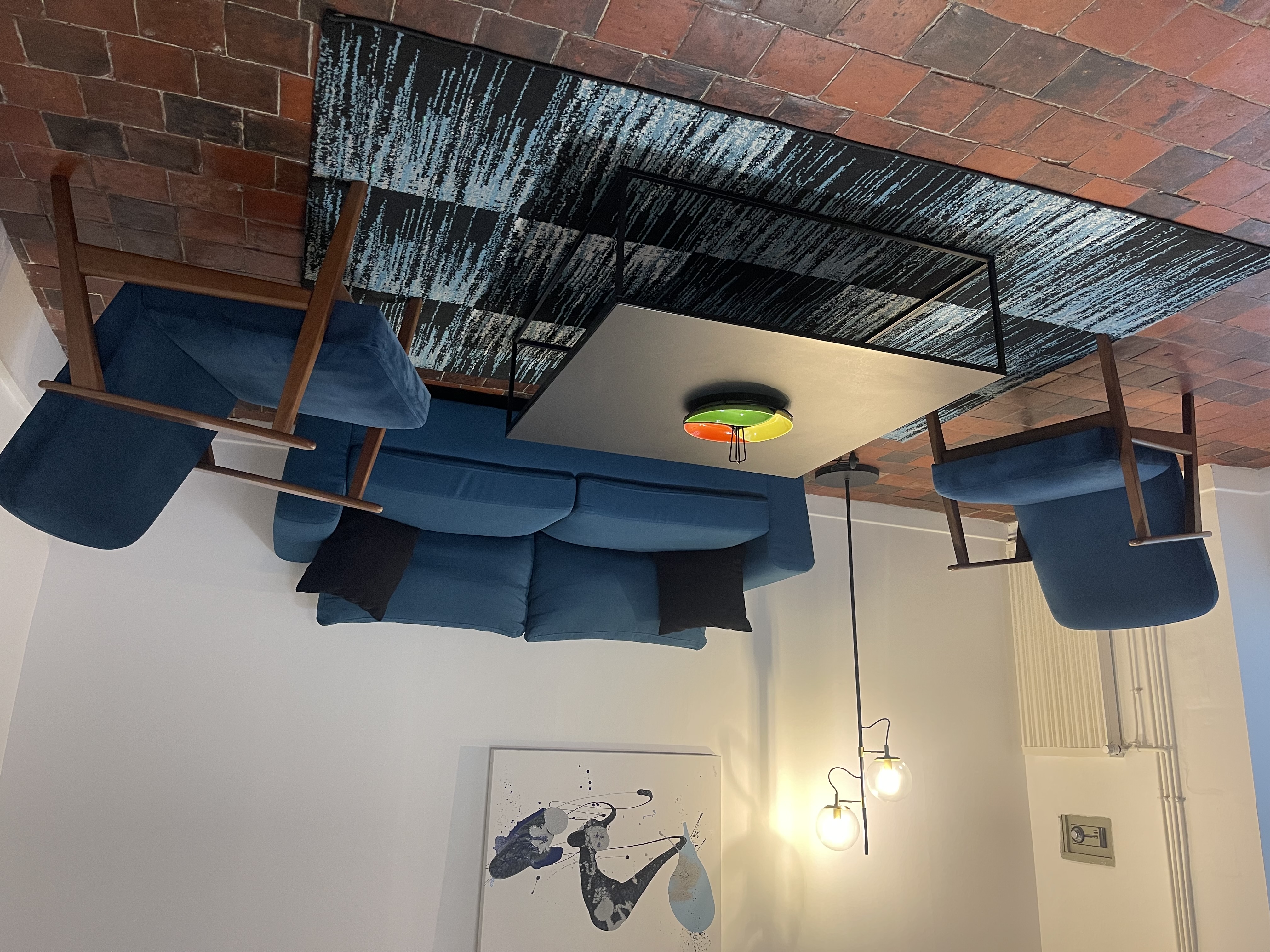 Rubik's Cube-Apartment-Designer-Ensuite Bath