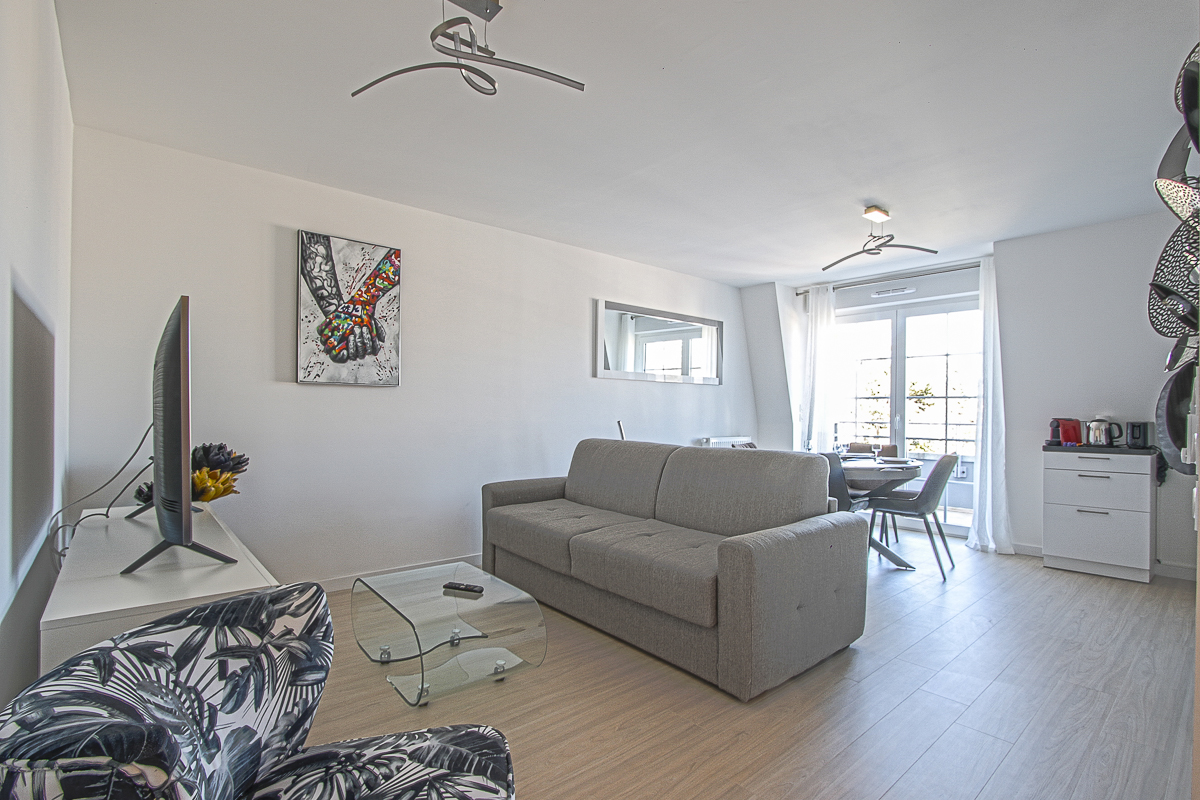 LE GALLIMARD-Very nice T2 new apt-Beach 5mn walk !