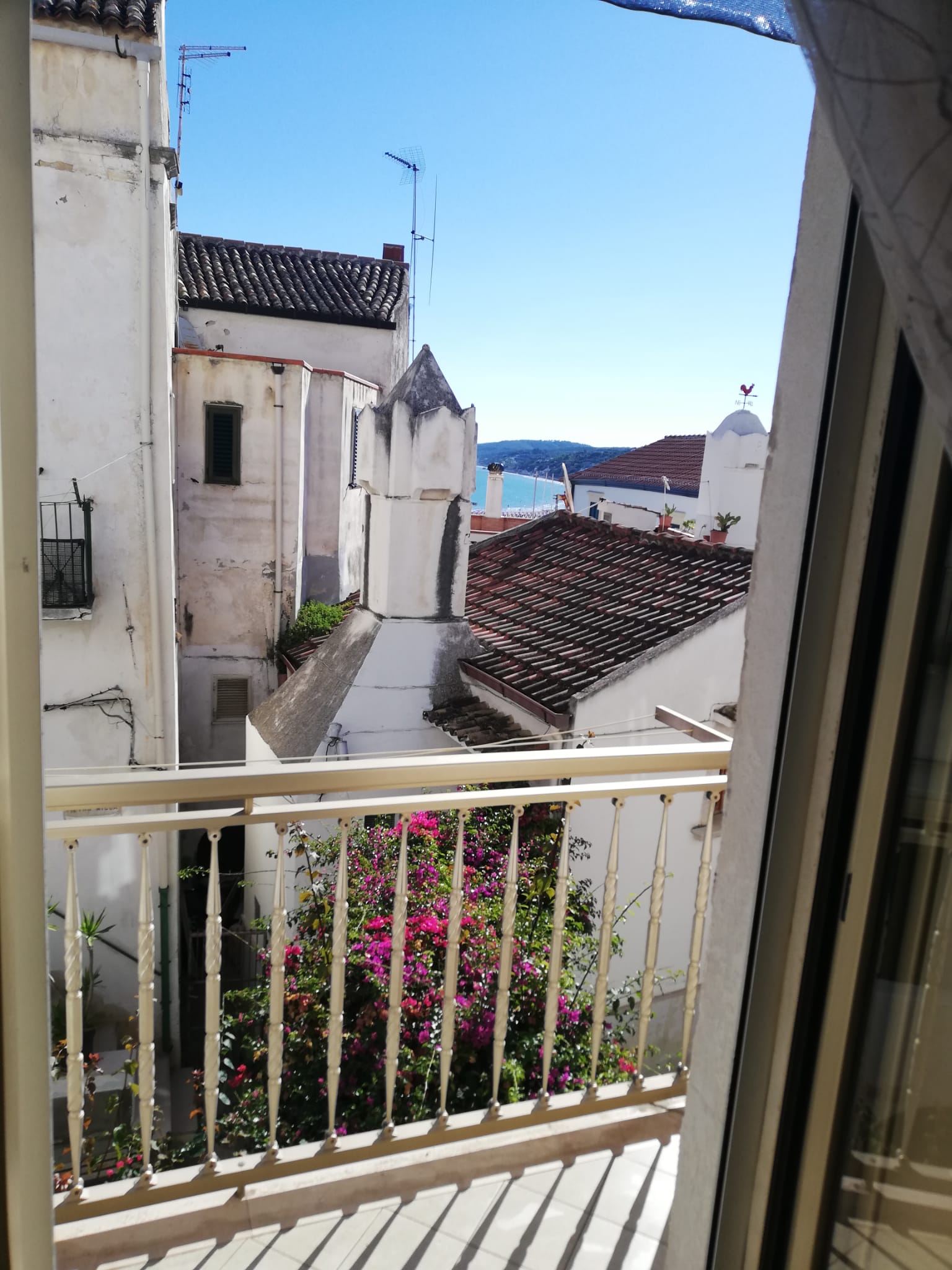 Apartment in the historic center of Rhodes Garganico