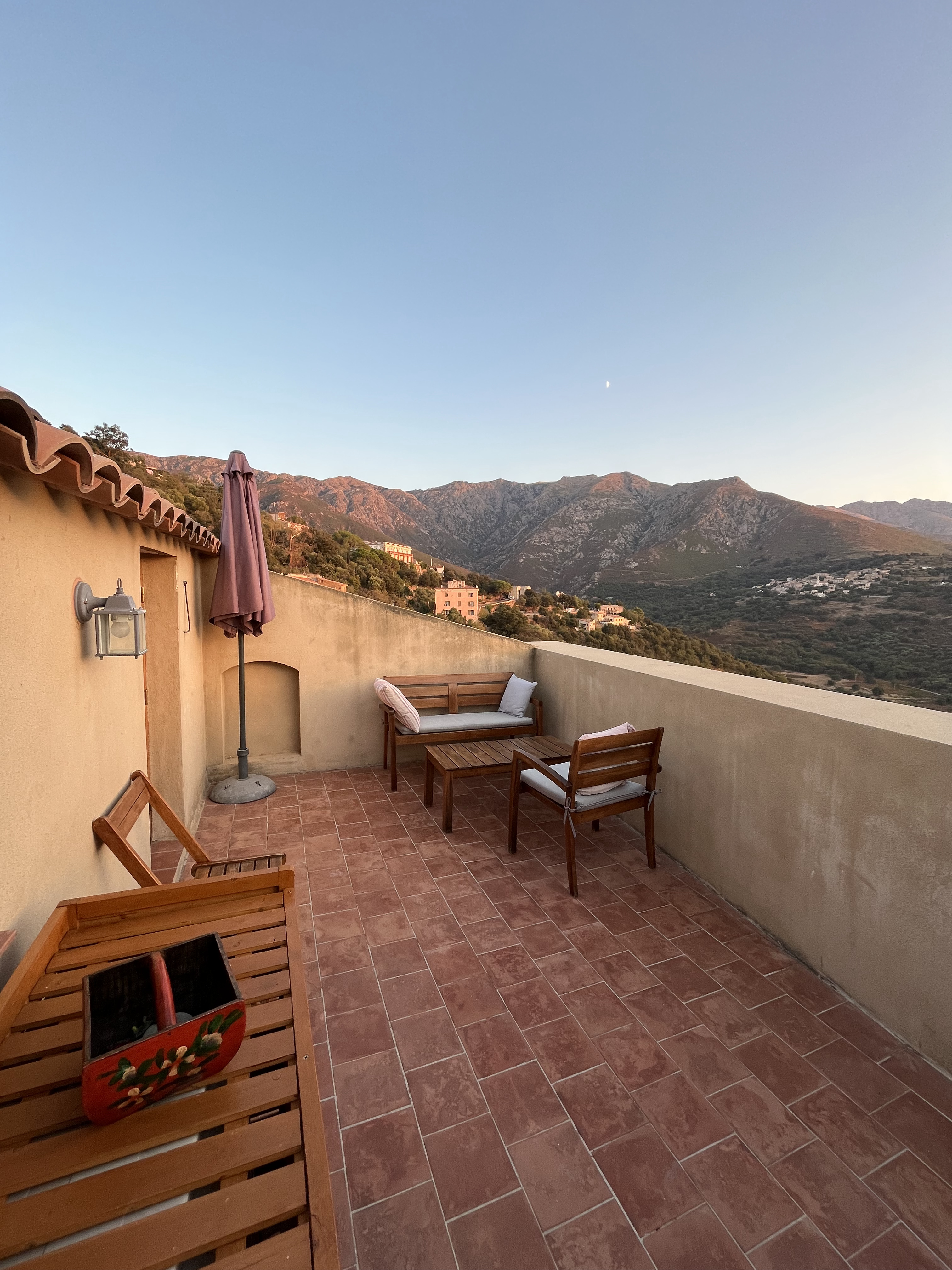Charming house in typical Corsican village