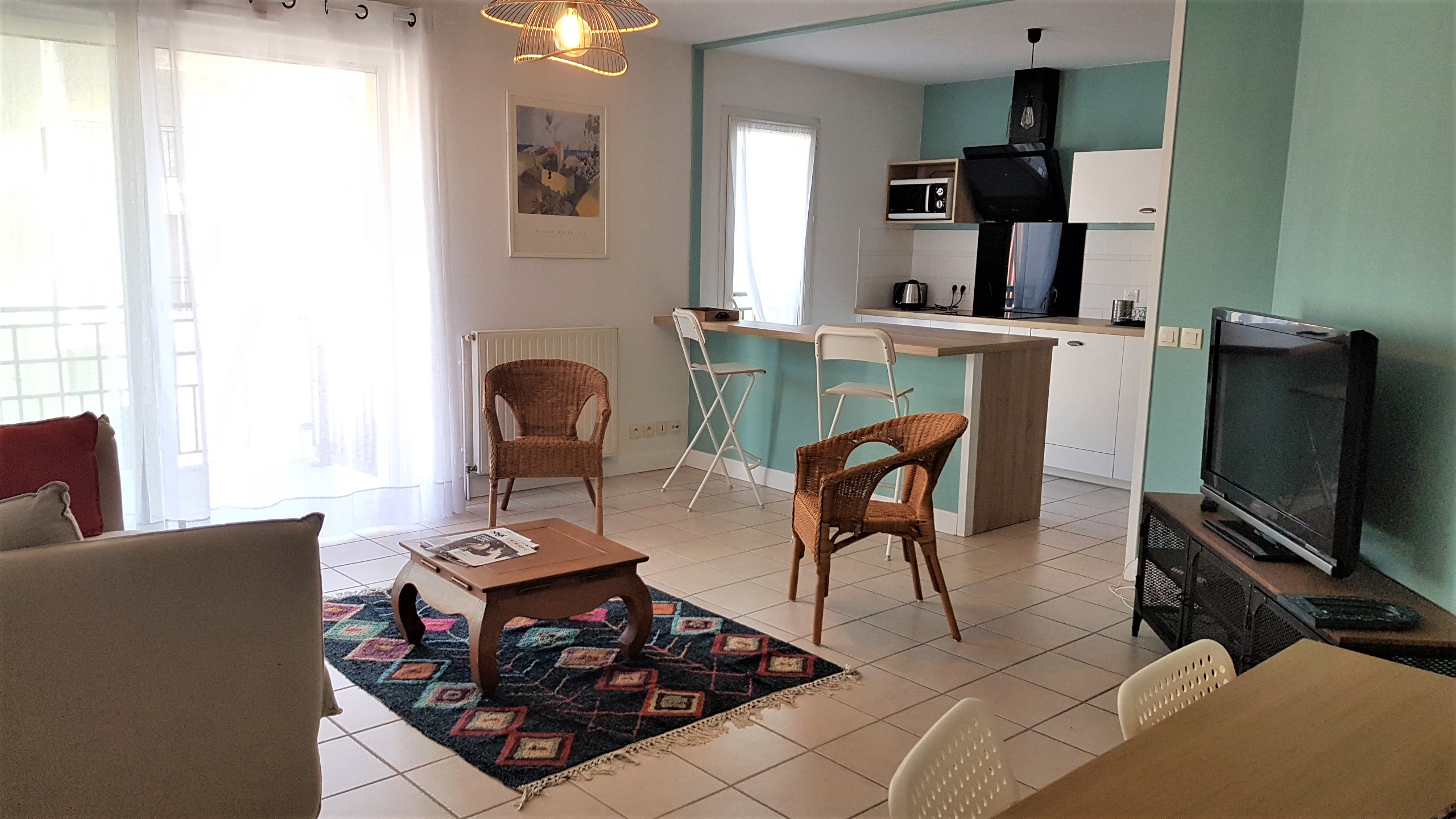 Beautiful apartment T3 with parking St Esprit neighborhood