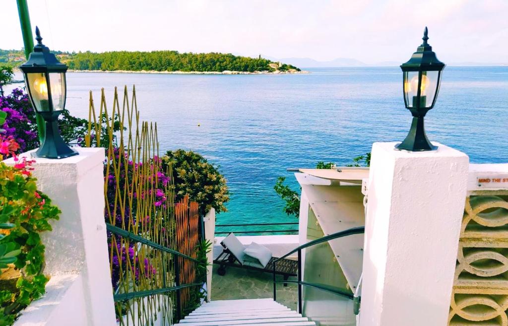 Efis Cottage By the Sea with unlimited sea view