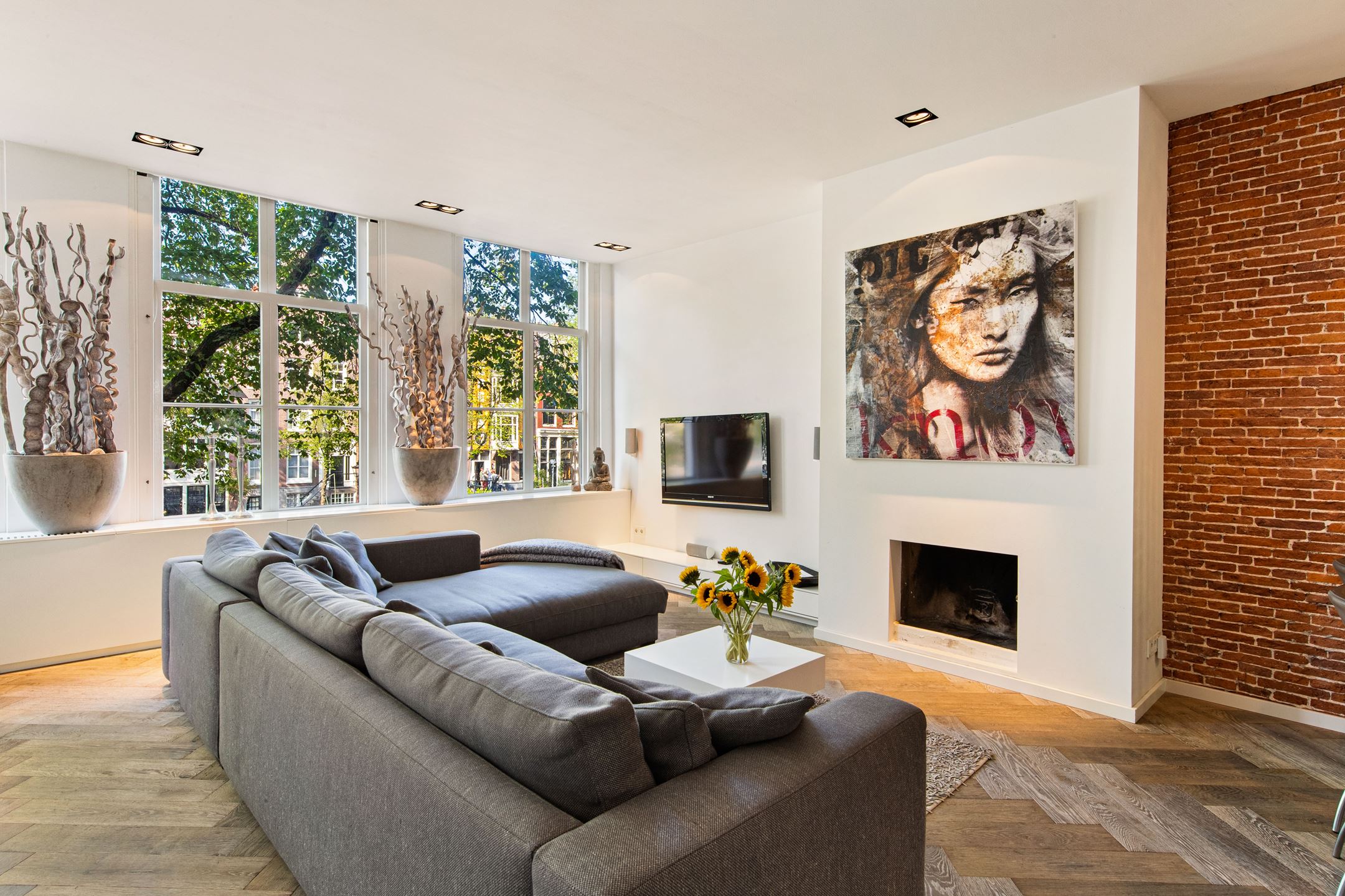 Stylish apartment with wonderful canal view. — Amsterdam stay