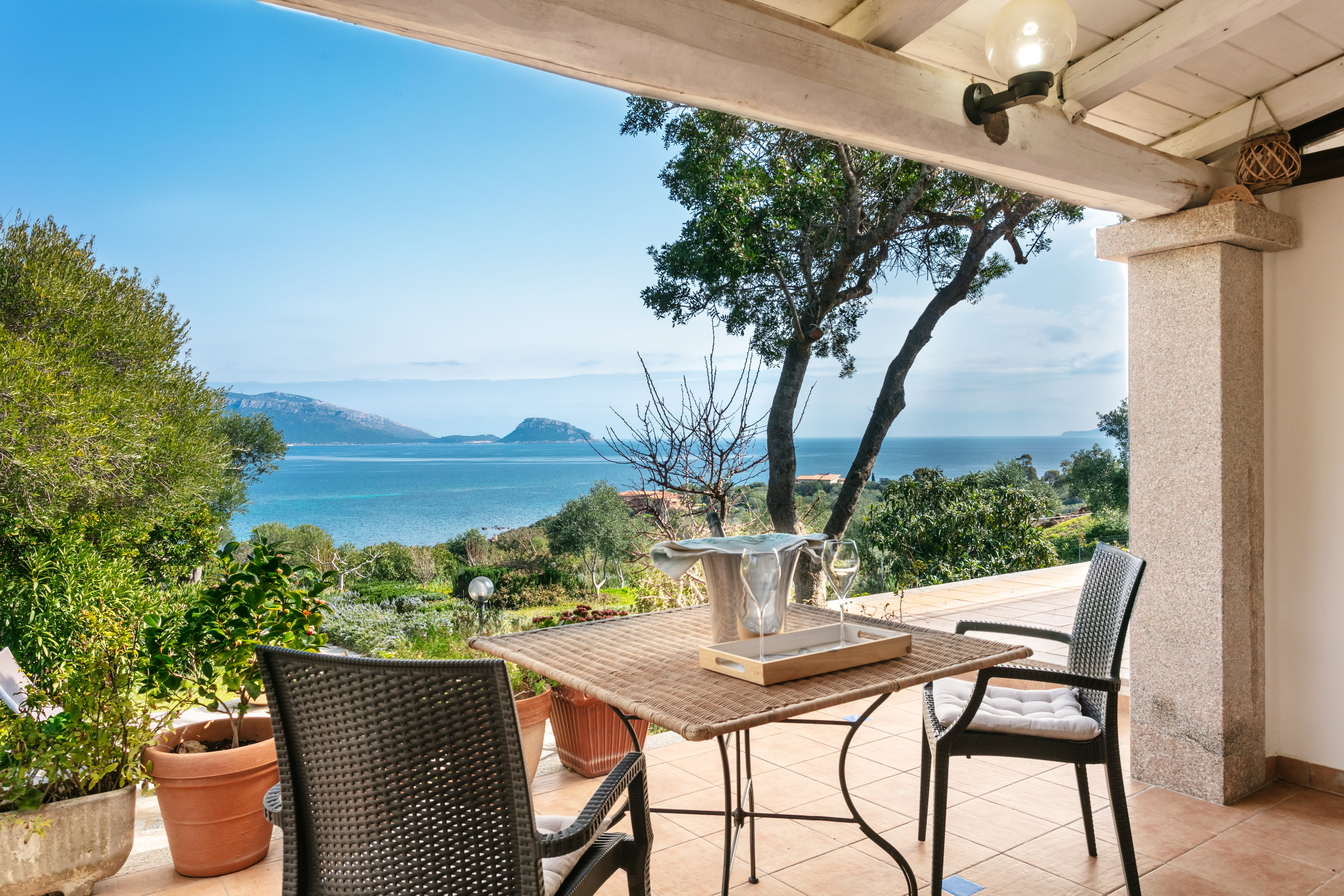 Villa Rose - (Gea Beach at 150 meters) -