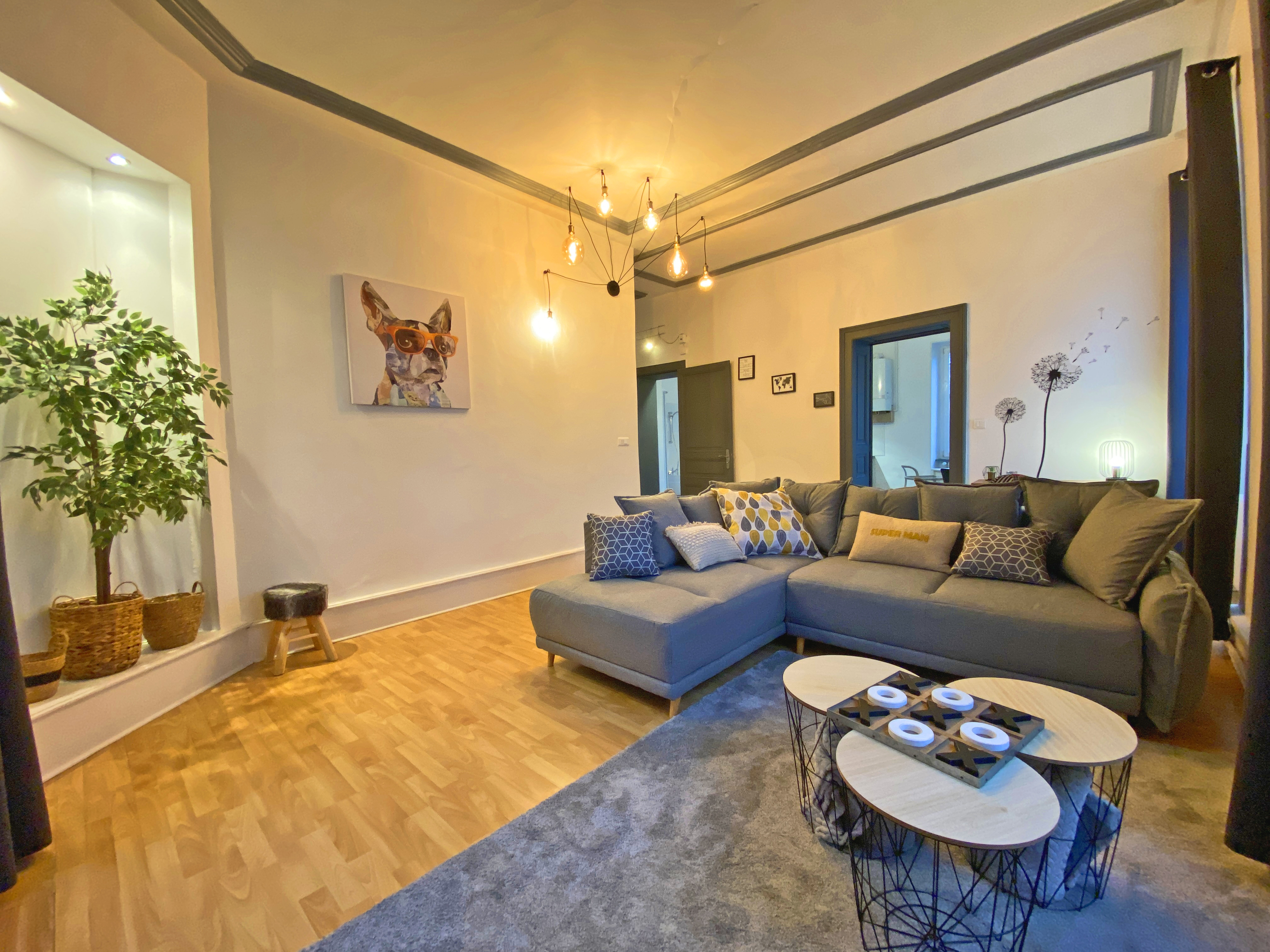 Apartment 6 people heart of town