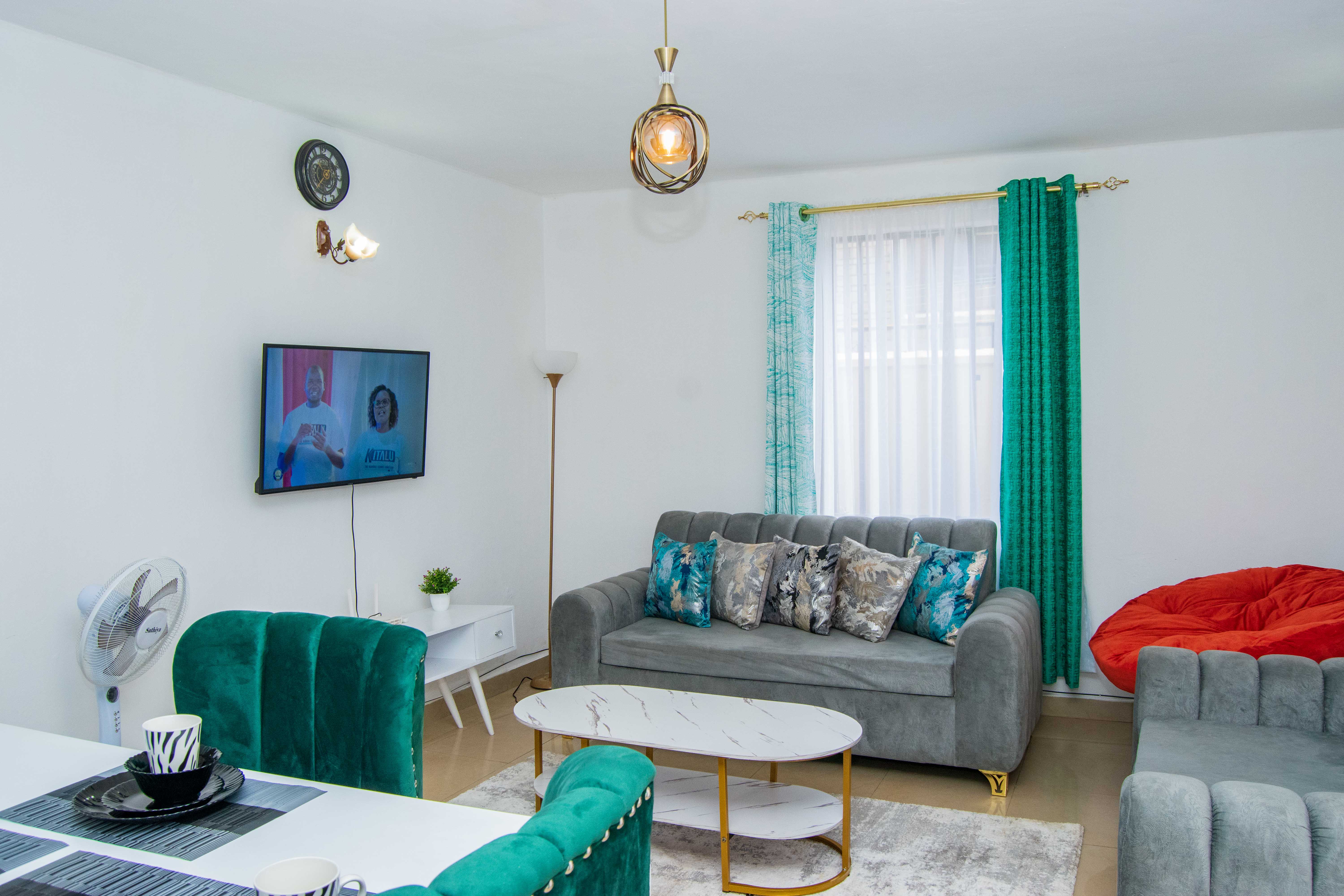 Tina's cosy 2br : Wi-fi & Parking in Milimani