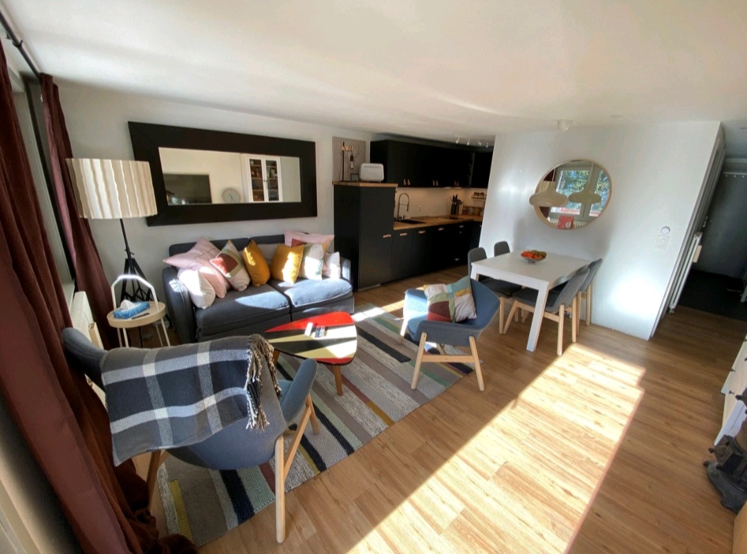 Fully equipped 2 rooms, with views and parking