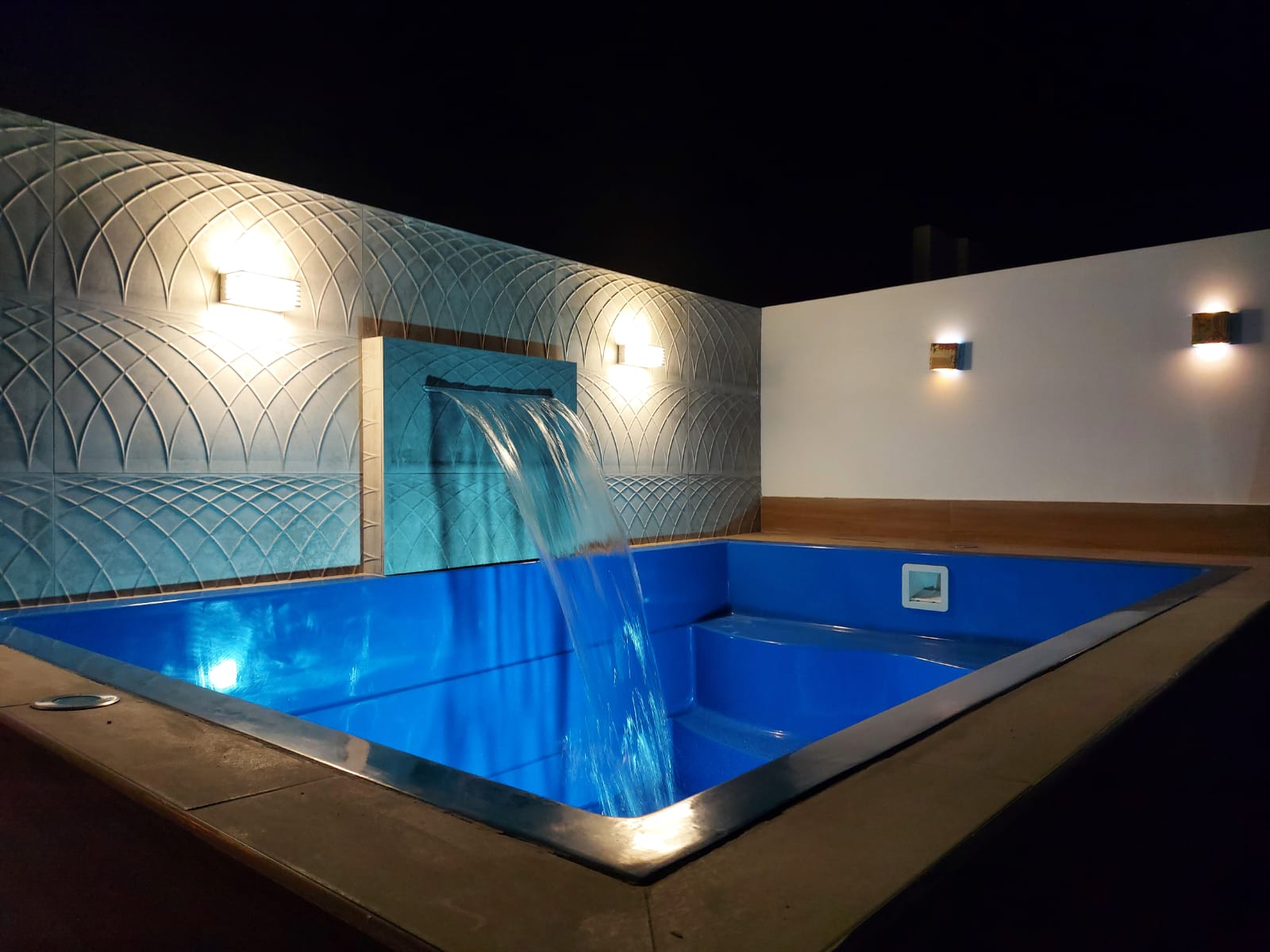 Beautiful apartment/loft with pool