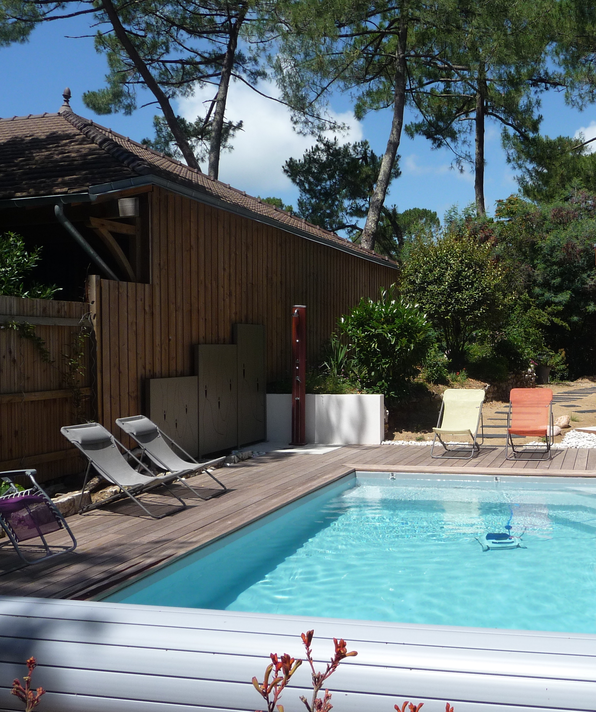 Charming T2 (2*) on the ground floor with pool