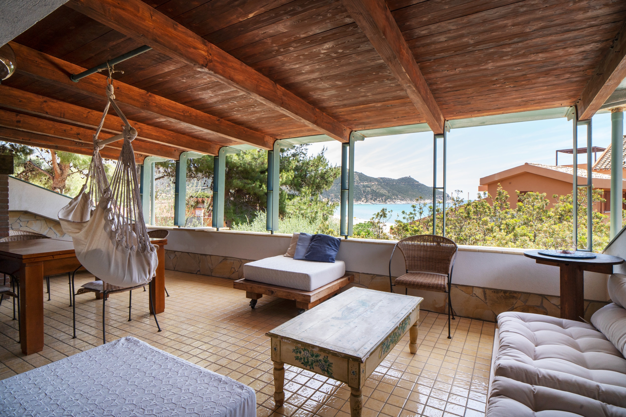 Attic with SeaView 150 m from Beach (POCKET WIFI)