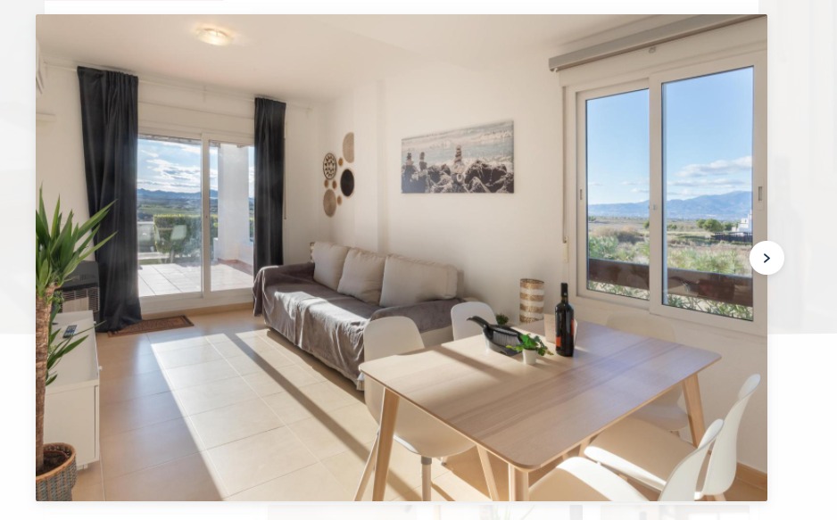 Luxury apartment with stunning views!