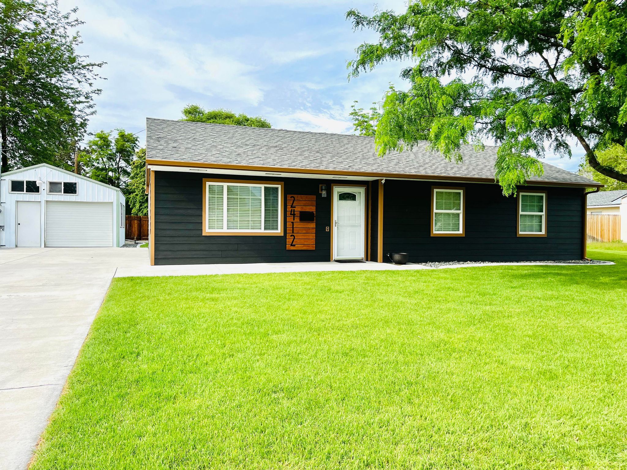 Holland Ranch Bungalow * Extended Stay