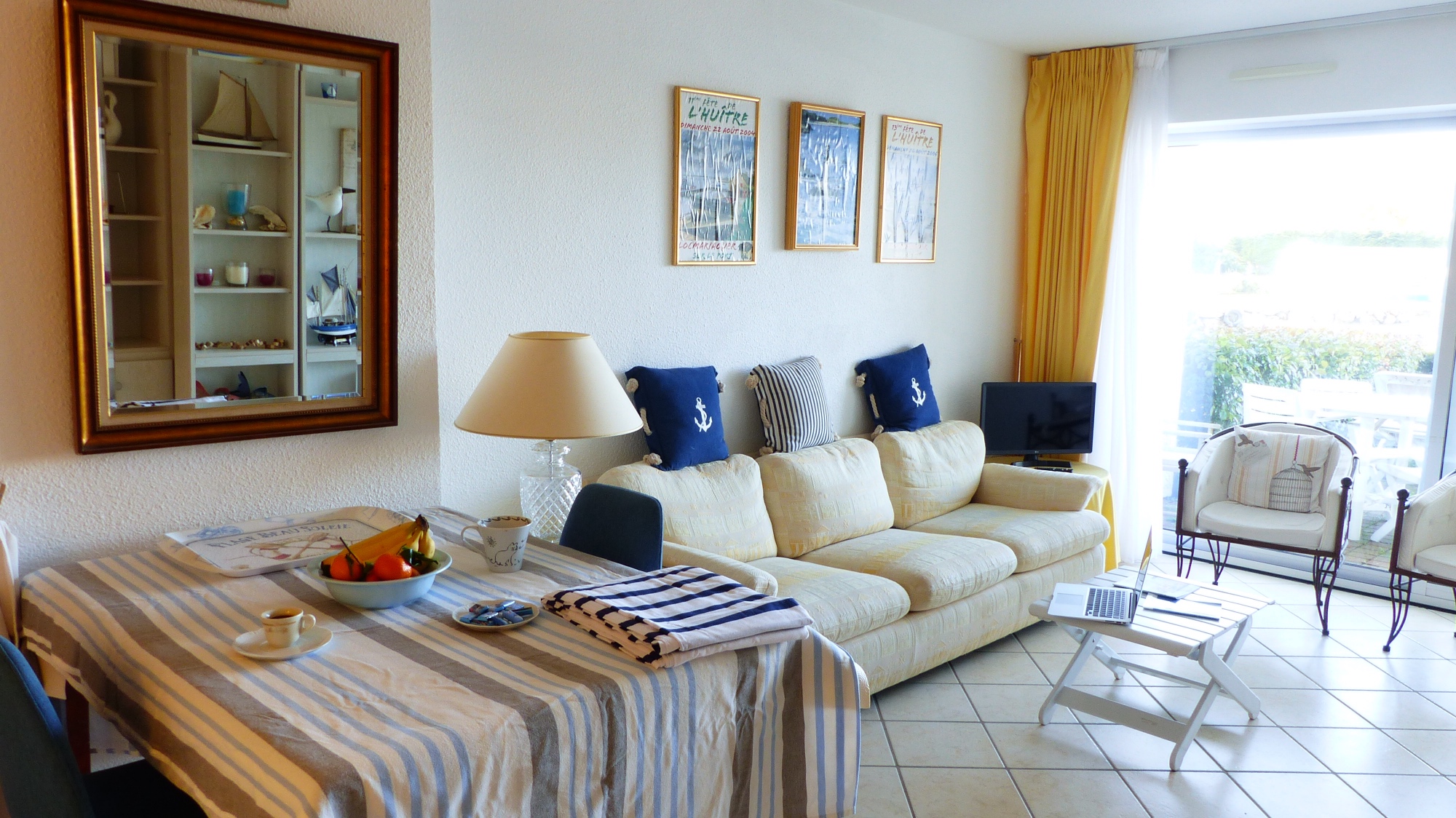 Charming sea view studio in Locmariaquer