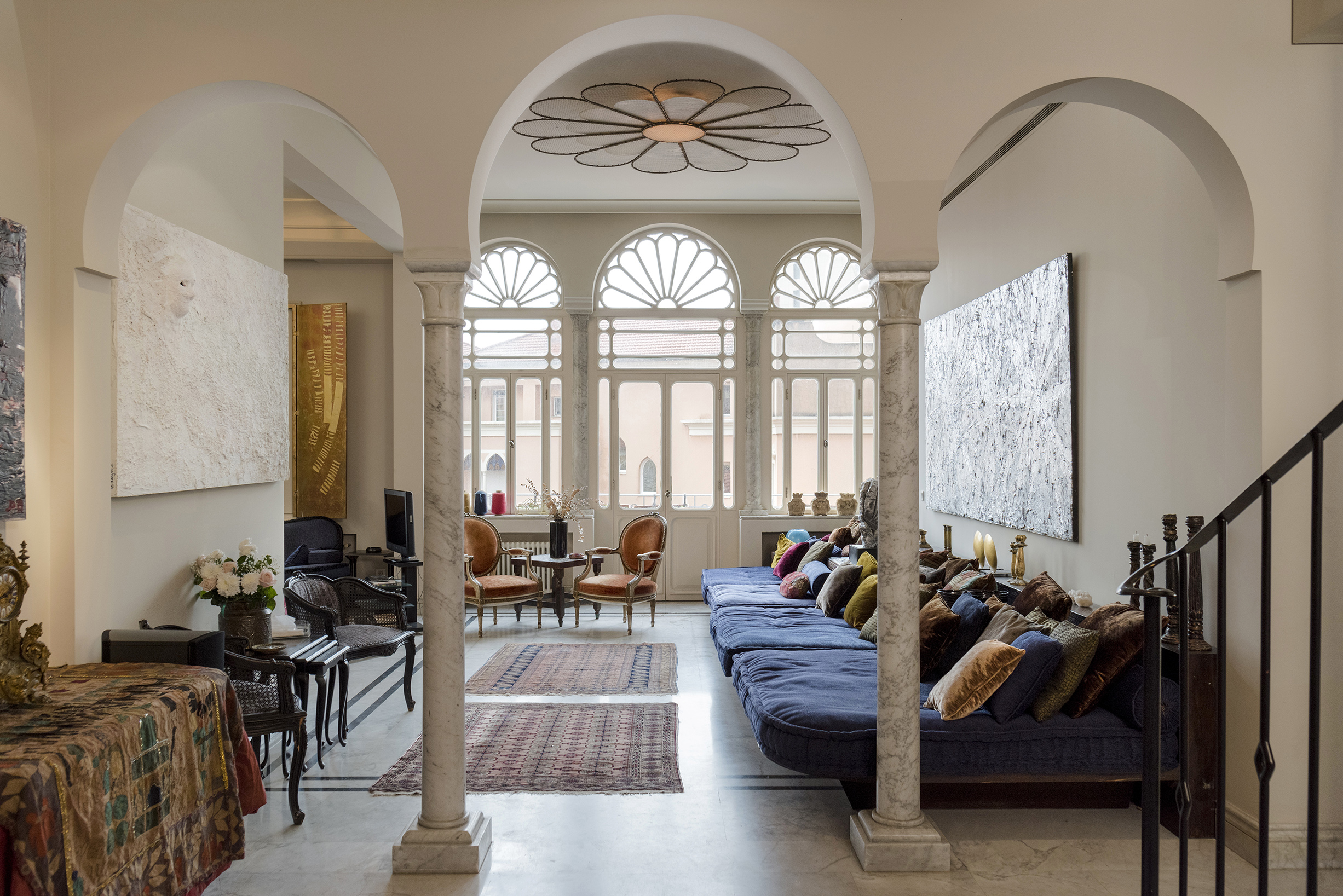 Upscale Living - Saifi Village Duplex Apartment