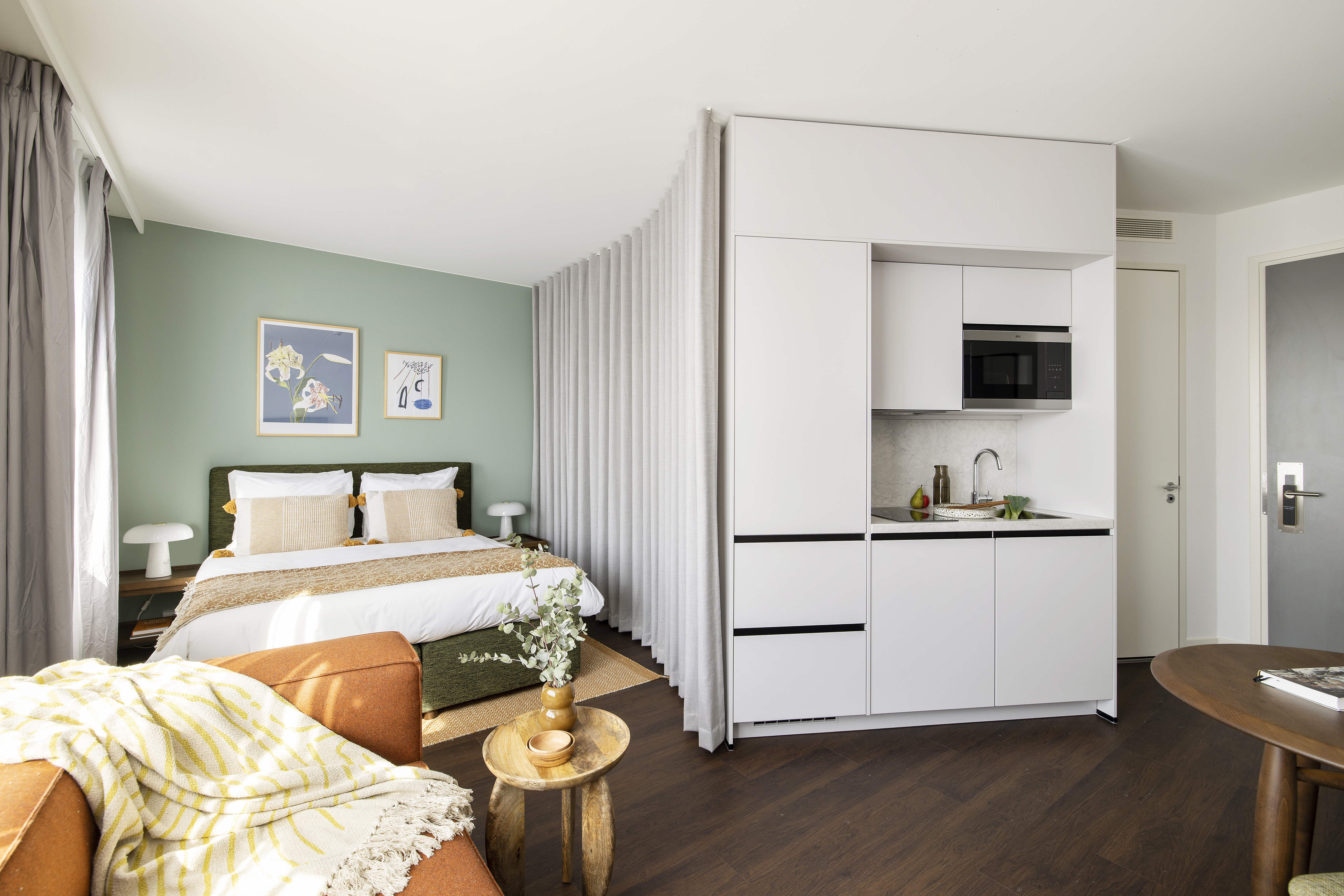 Studio Apartment at Cove Centrum