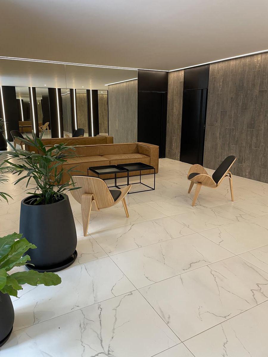 Beautiful 1.5 apartment with... close to everything