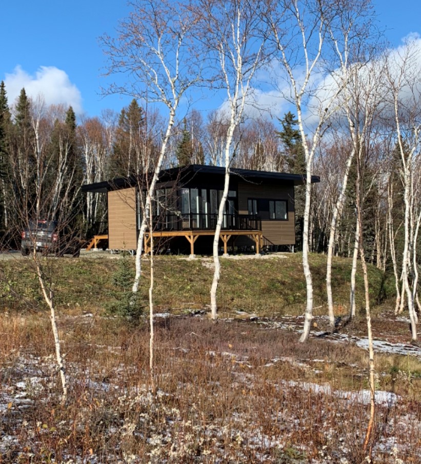 New construction with river view!