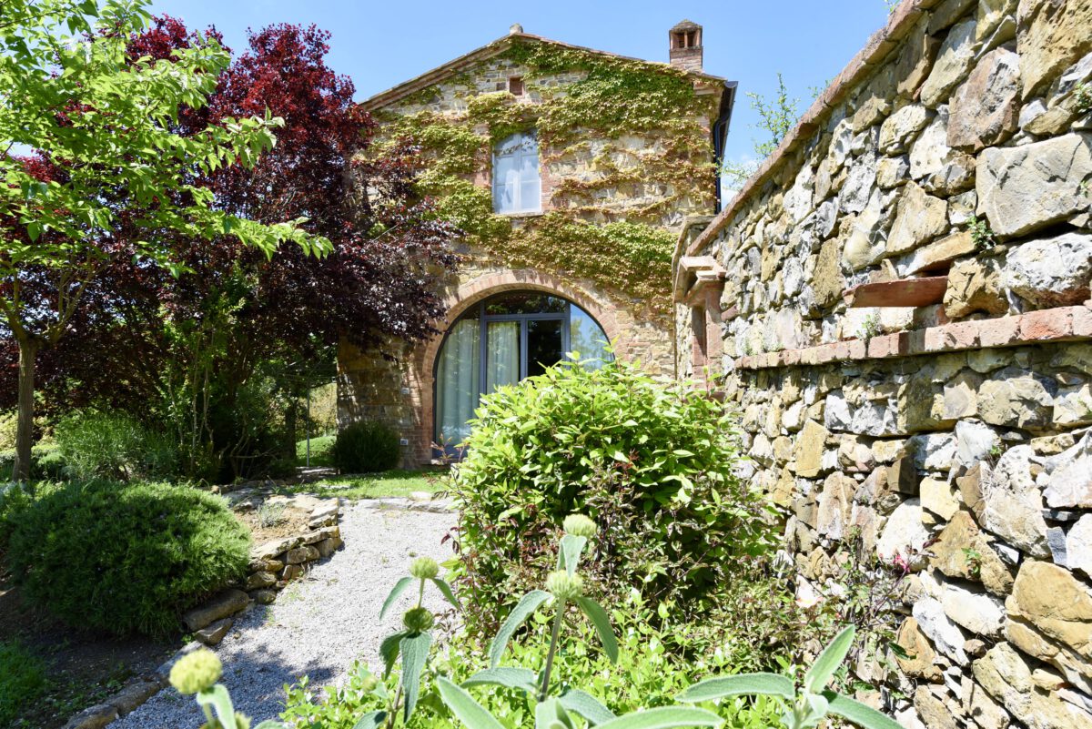Romantic cottage with Jacuzzi and large garden - 2p.