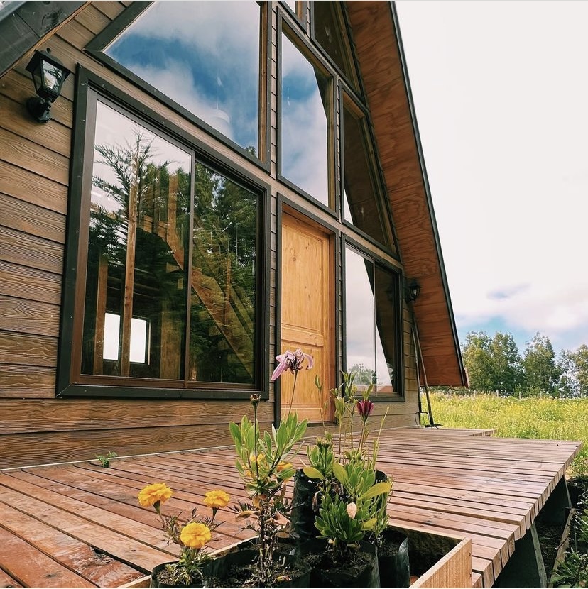 Nice cabin, close to the village and the lake.