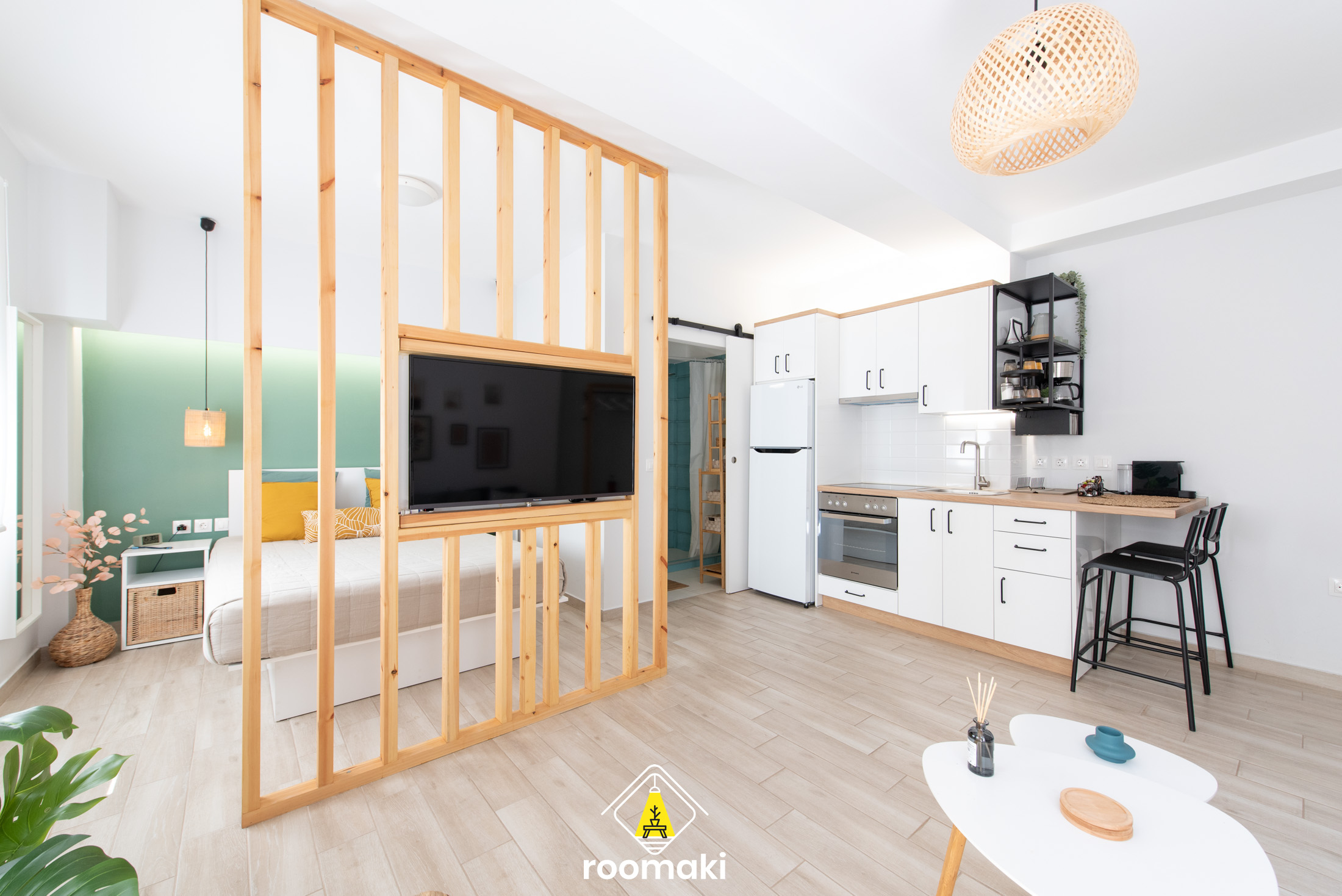 roomaki -Τasteful studio in the center w/ parking