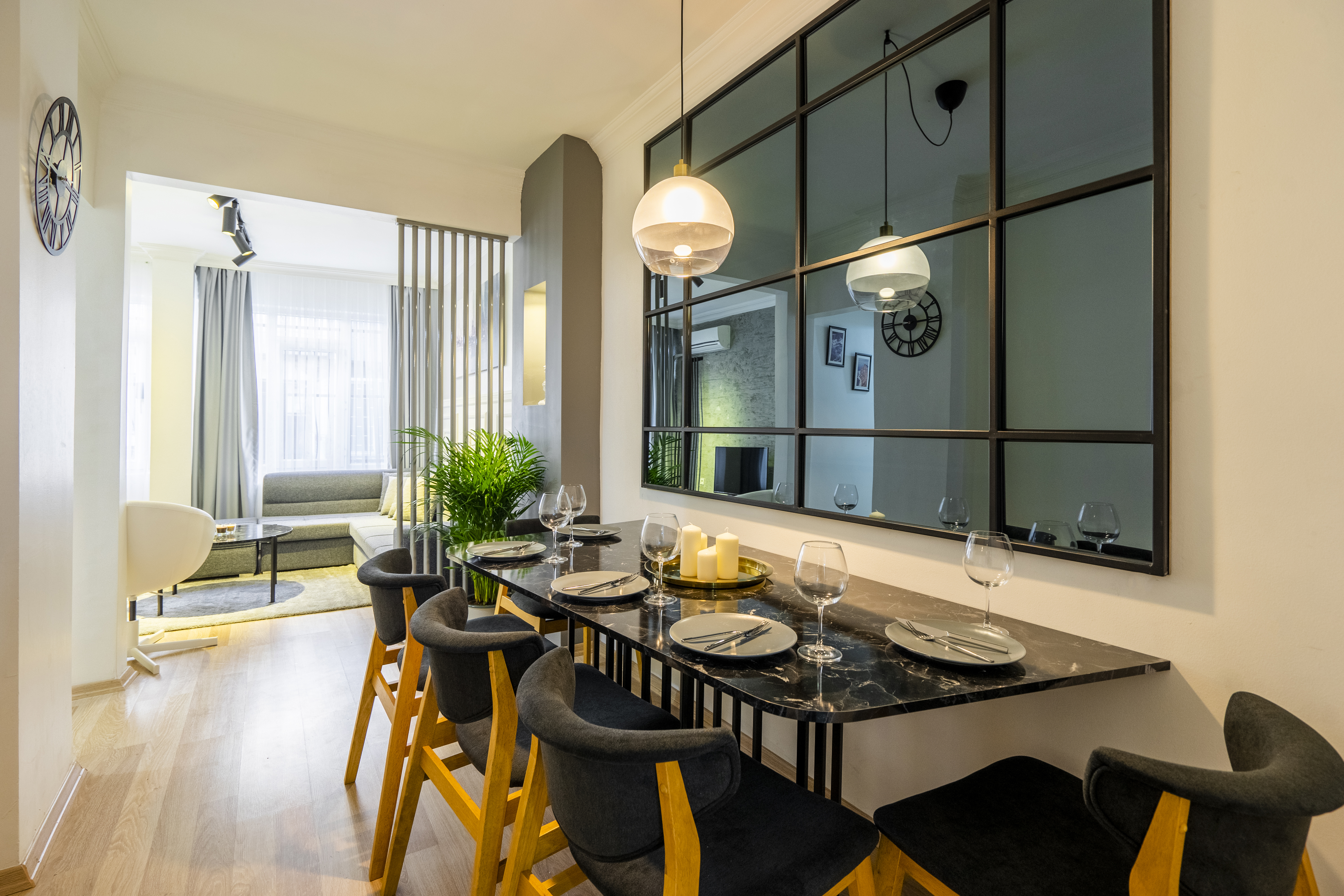 Stylish Flat Right Next to Blue Mosque