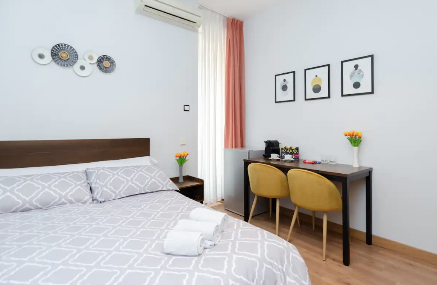 Habitación privada en pleno centro de Madrid 1-1-2