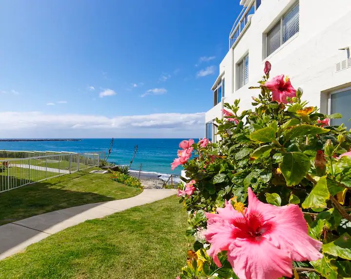 'Suncrest 3’ Yamba.  Beachfront