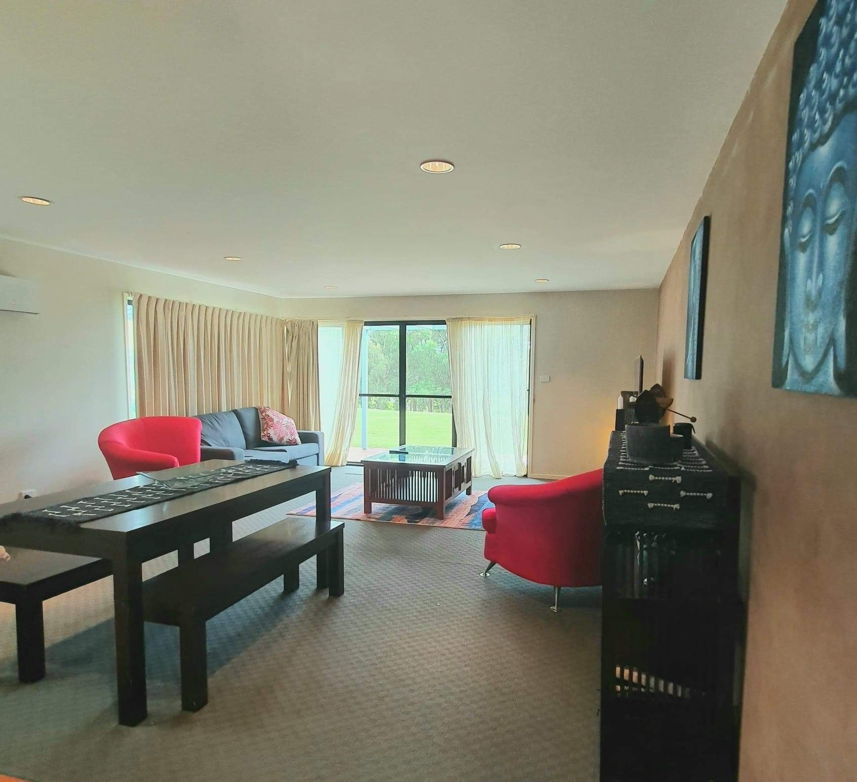 lovely spacious 1 bed unit on the golf course.....