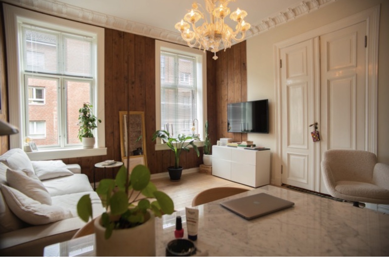 Room in beautiful apartment in the center of Oslo in St. Hanshaugen, Oslo