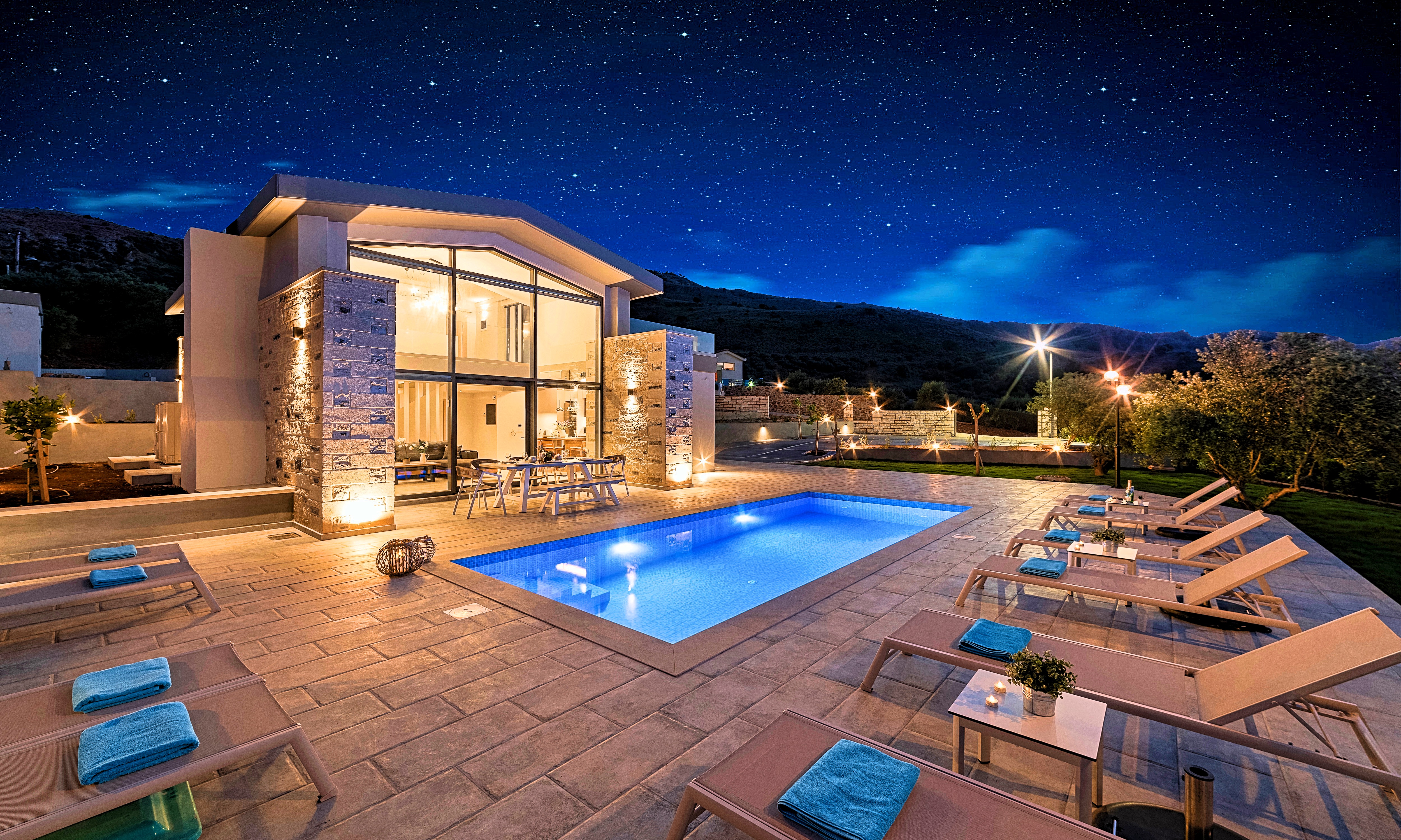 Moonlight Maxima Villa Heated Pool up to 30 guests
