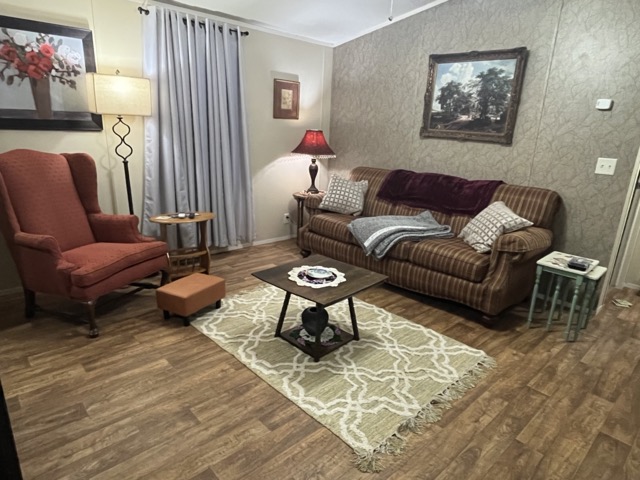 Cozy Retreat Just Outside of Nacogdoches