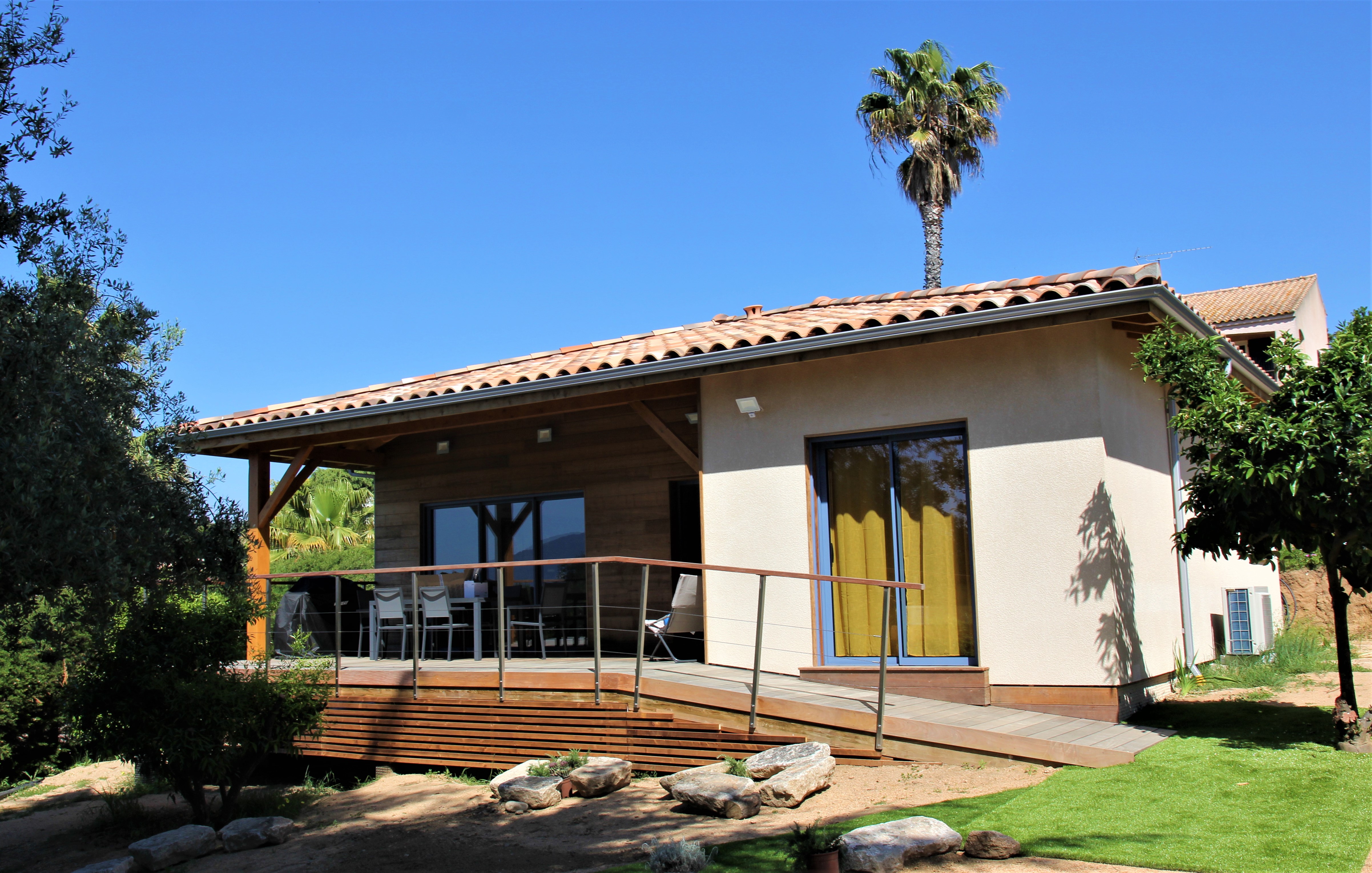 New house Independent close to the beach