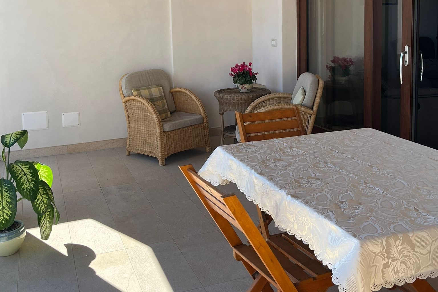 Beautiful apartment with veranda-Tortolì downtown