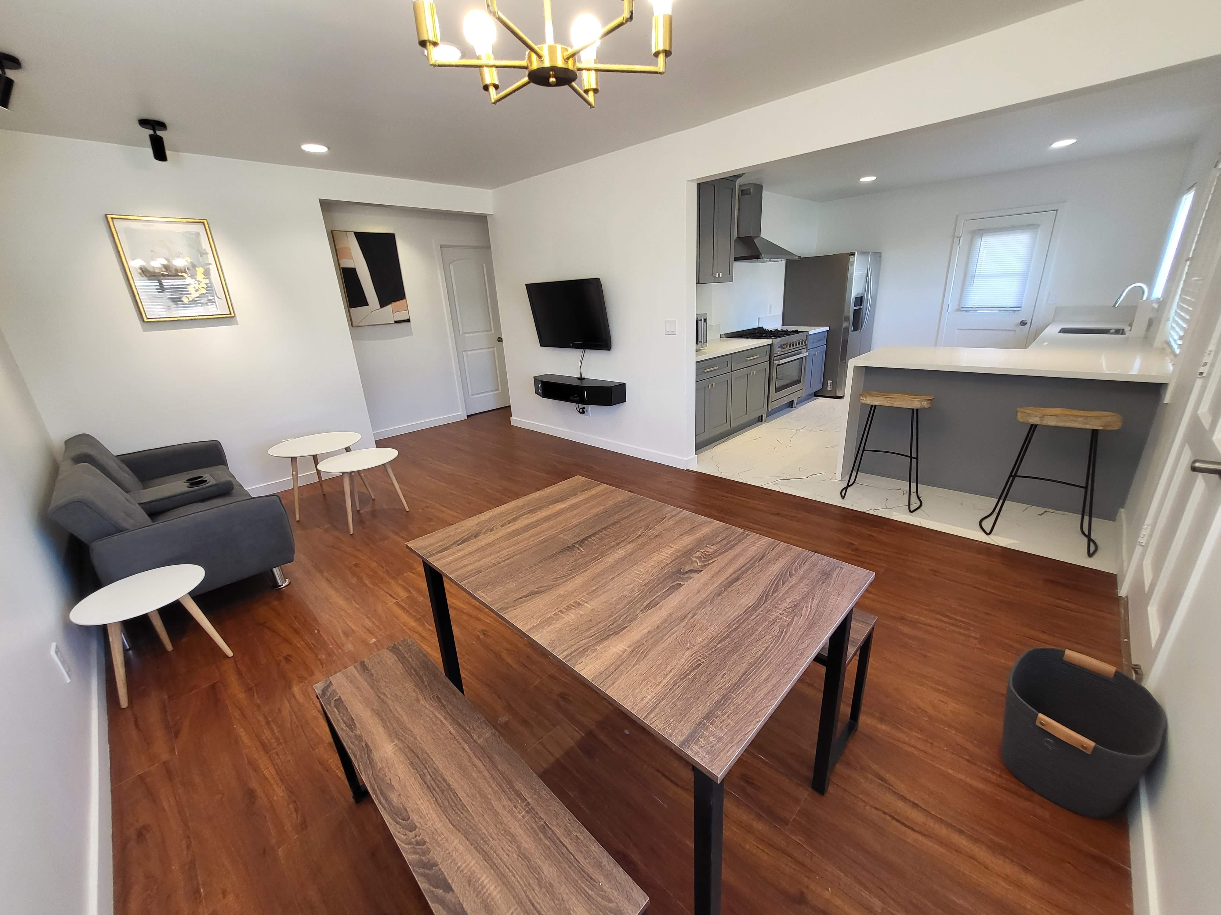 Cozy 3 bedroom 1 bathroom house