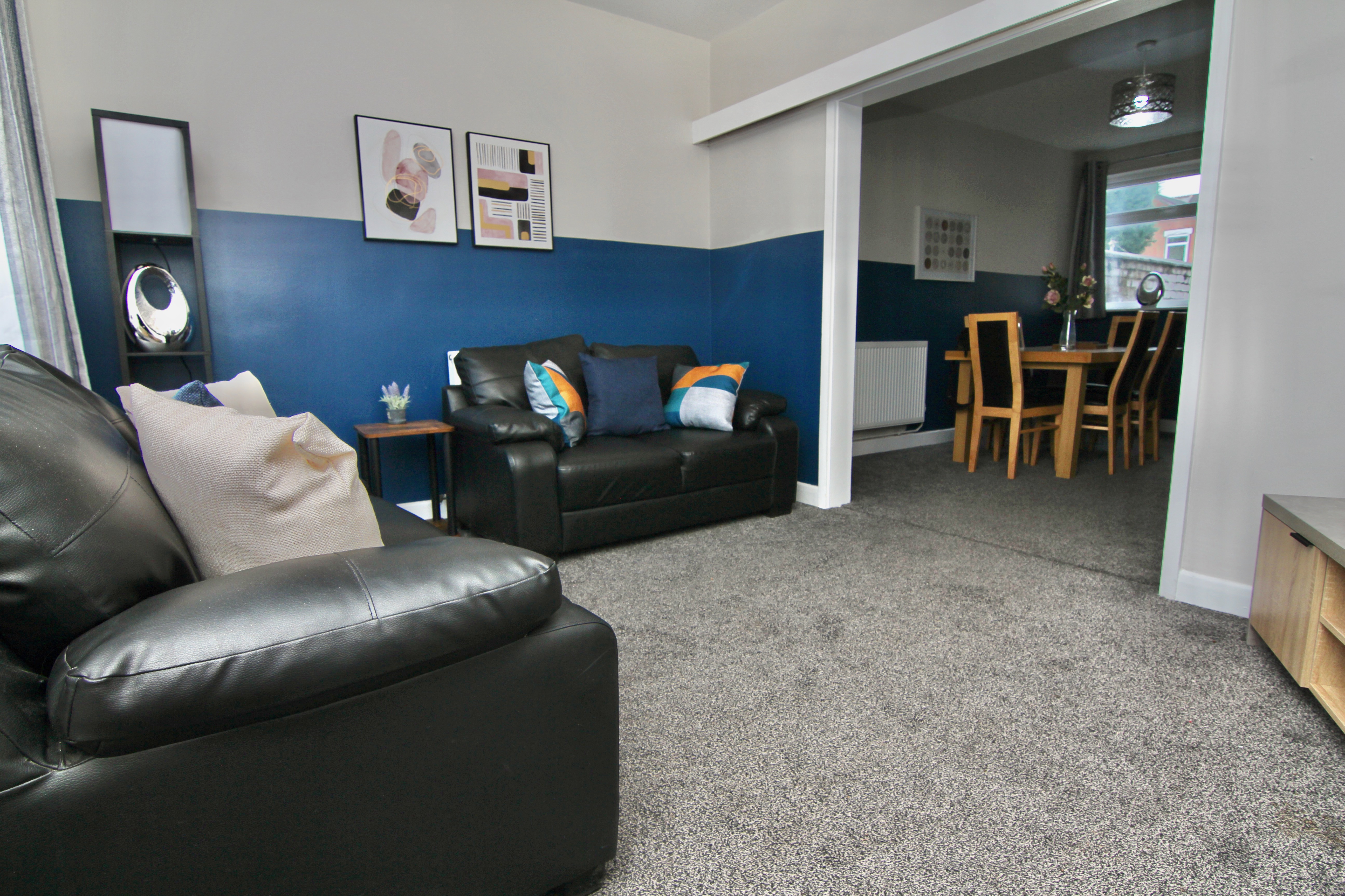 Tranquil 4-Bed Gem: 10 Min Walk to Coventry Centre