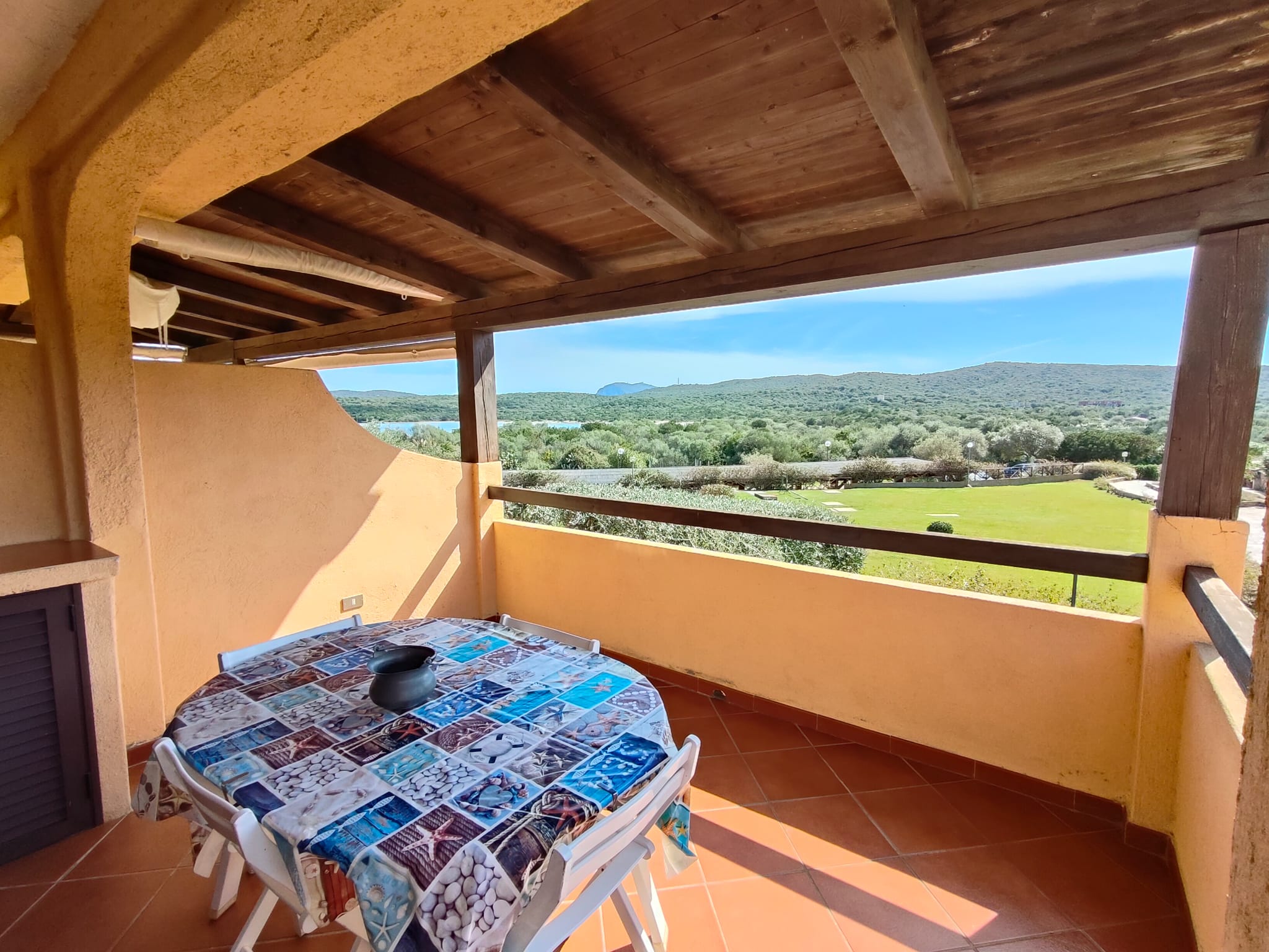 Two-room apartment Baia de Bahas with max 4 people view