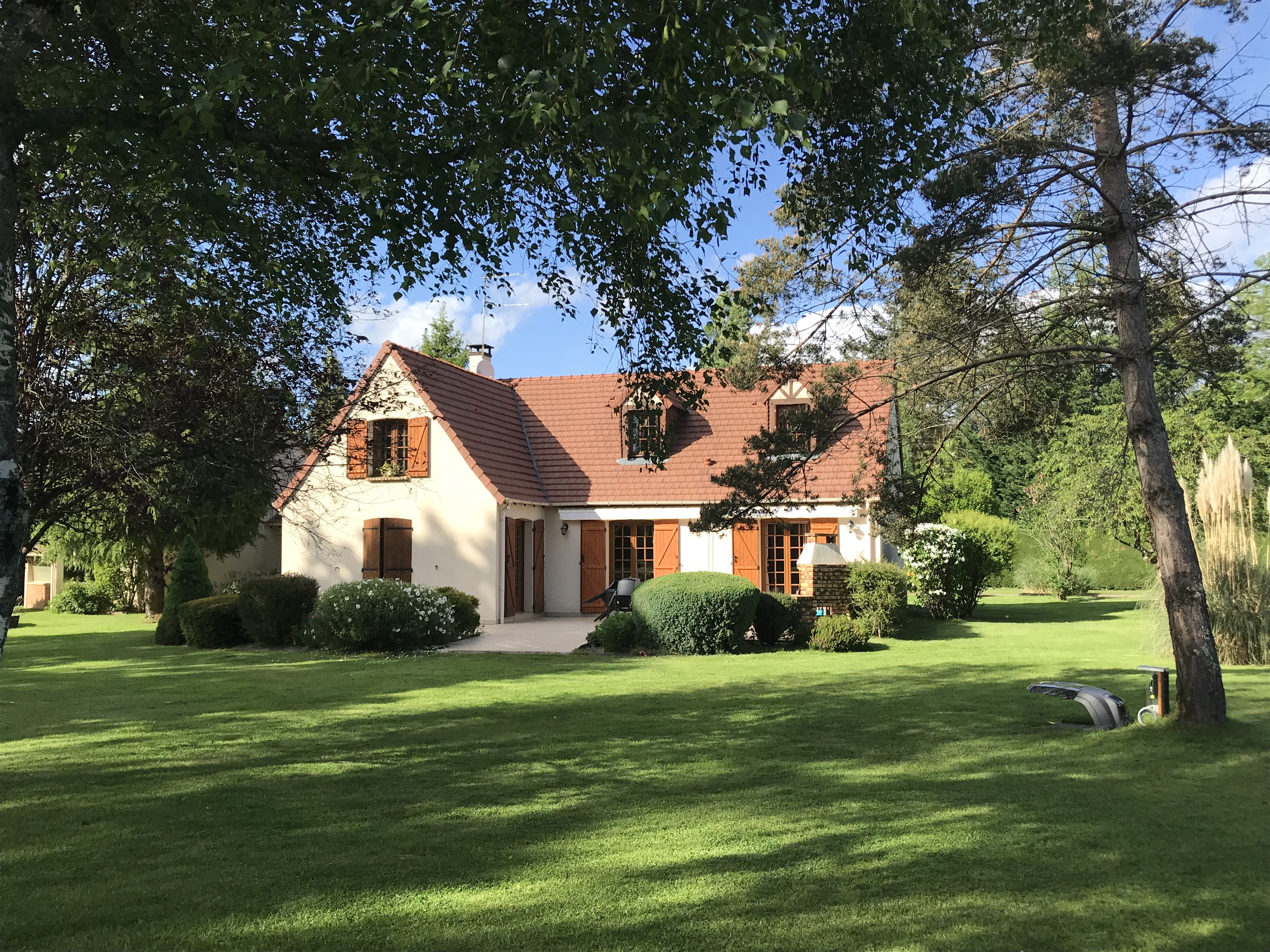 Room 5 min from the 24 H circuit