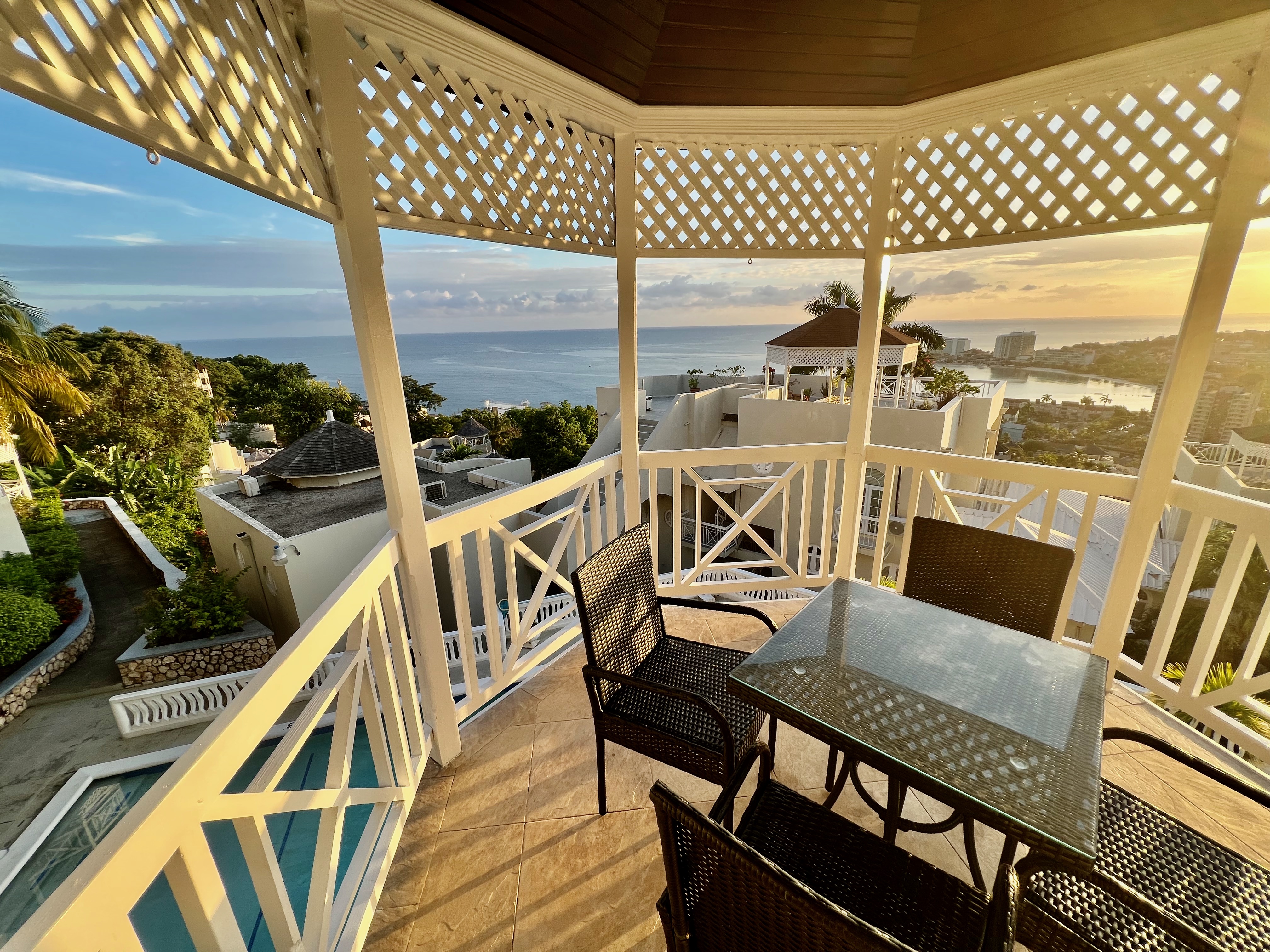 c0293fbc-a808-4138-8577-