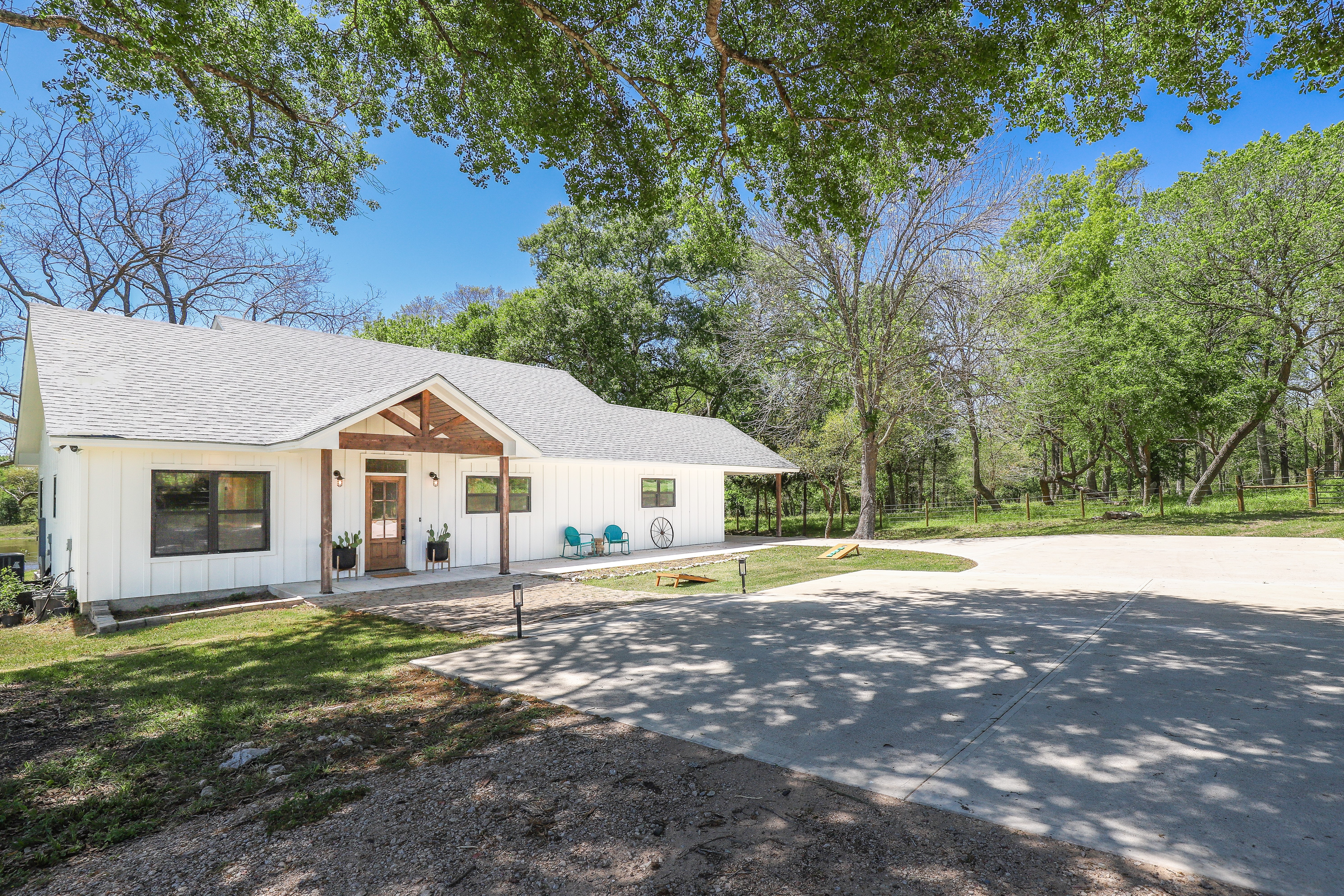 Escape the city | Sleeps 6 | 10 acres | Rural